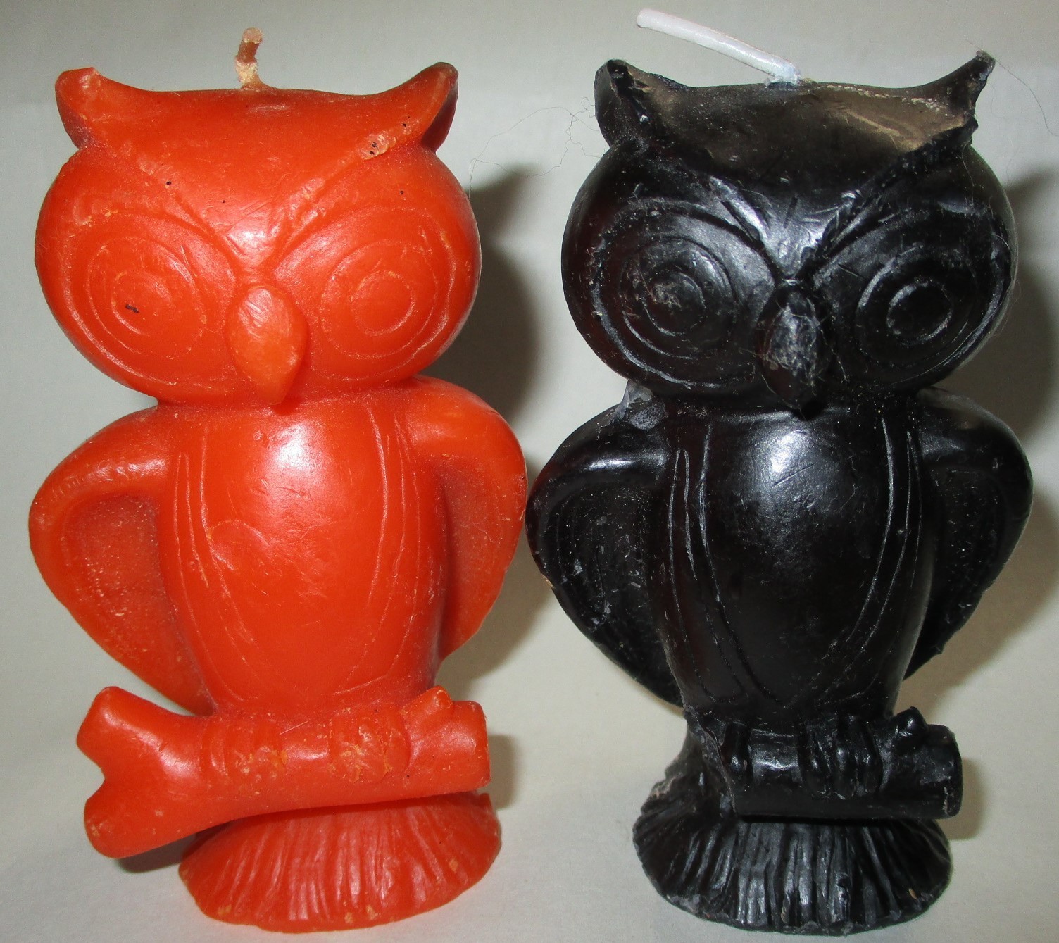 2 VINTAGE 1970s HALLOWEEN OWL FIGURAL CANDLES ORANGE & BLACK OWL 4\