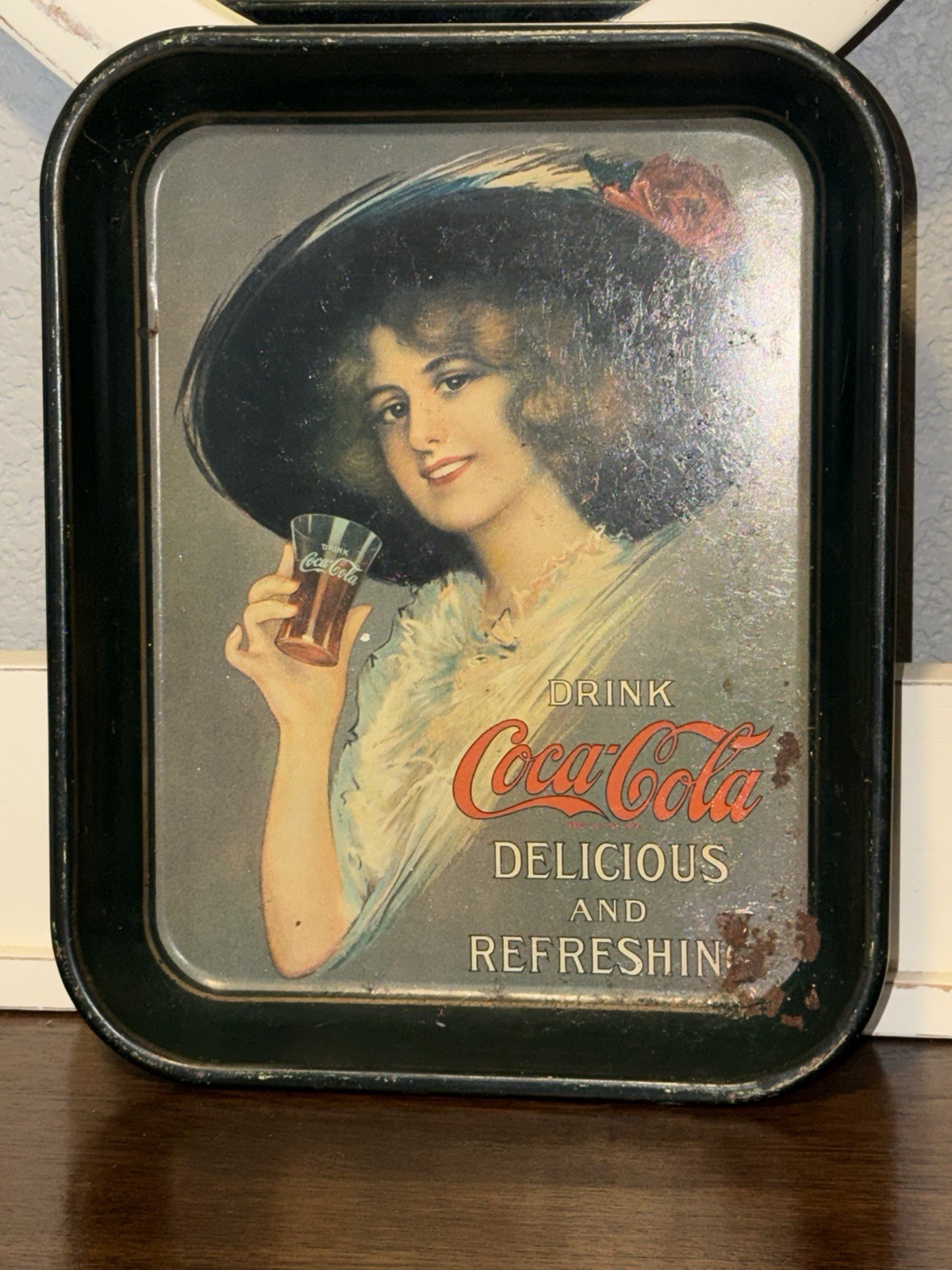Coca Cola 1913 ERA  Drink Tray Hamilton Girl-Sticks Tavern Clean
