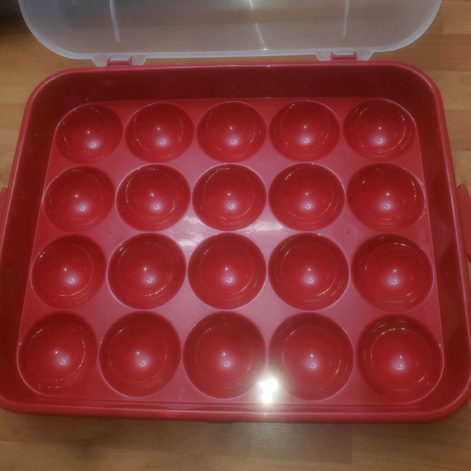 Sterilite Christmas Ornament Storage Case 20 Compartment  Red 1976LAB 