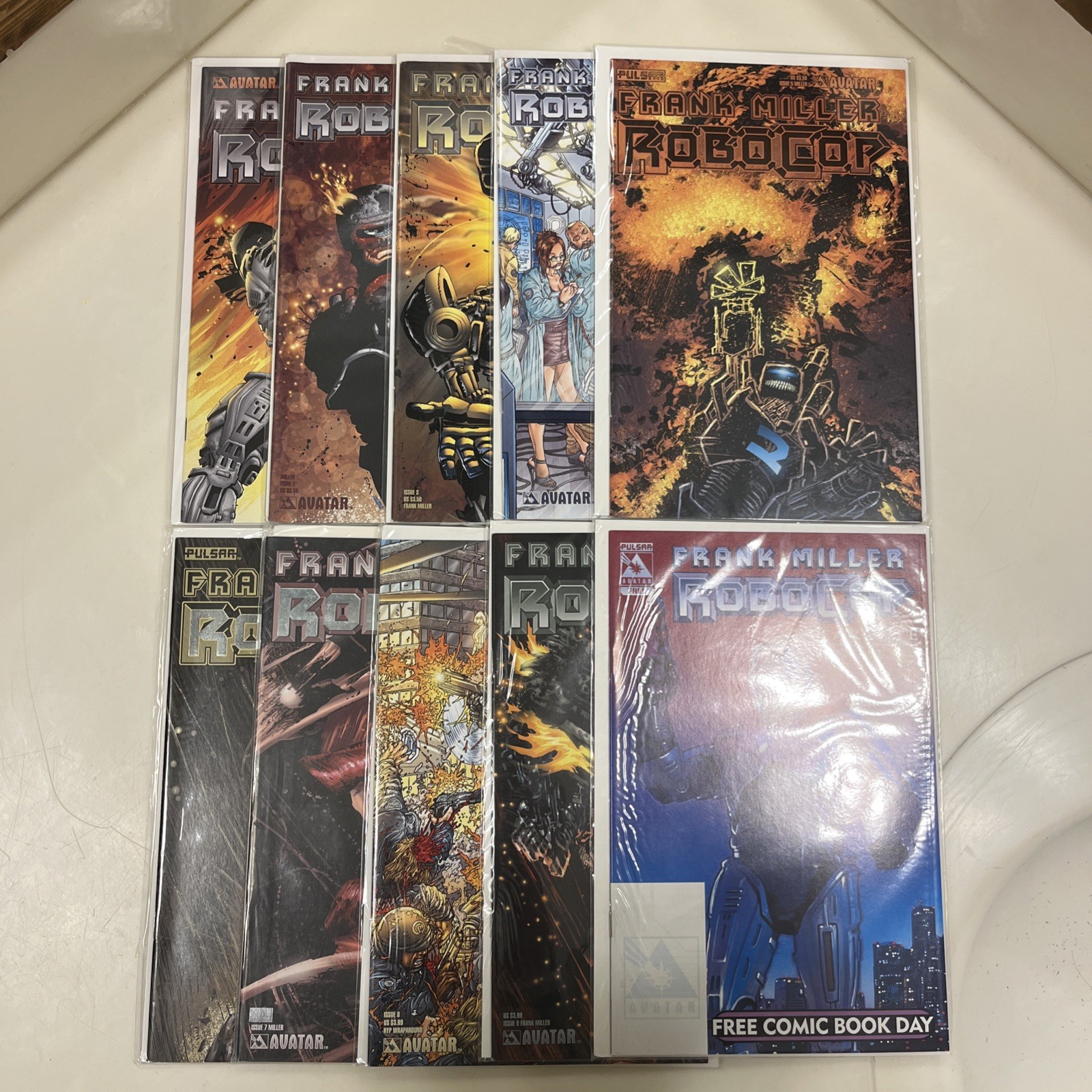 Frank Miller\'s RoboCop #1-9 Complete Series Set Avatar