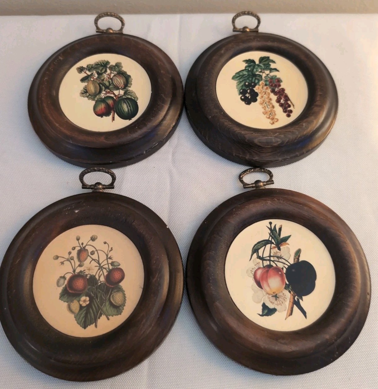 Vintage Cornwell Wood  4 Framed Round Print Wall Wood Art 3.5\