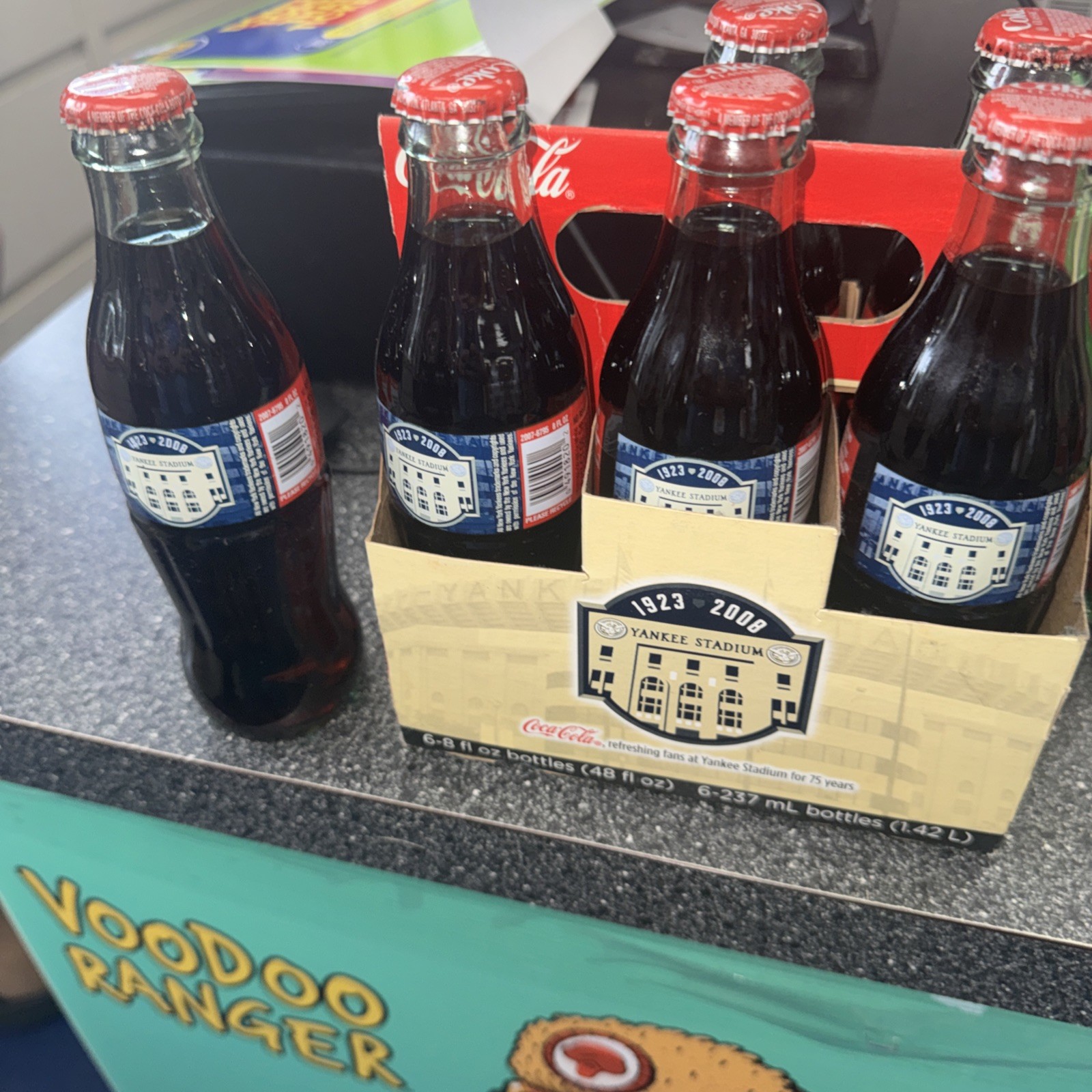 2008 NEW YORK YANKEES YANKEE STADIUM 75TH ANNIVERSARY COCA - COLA BOTTLE 6 pack 
