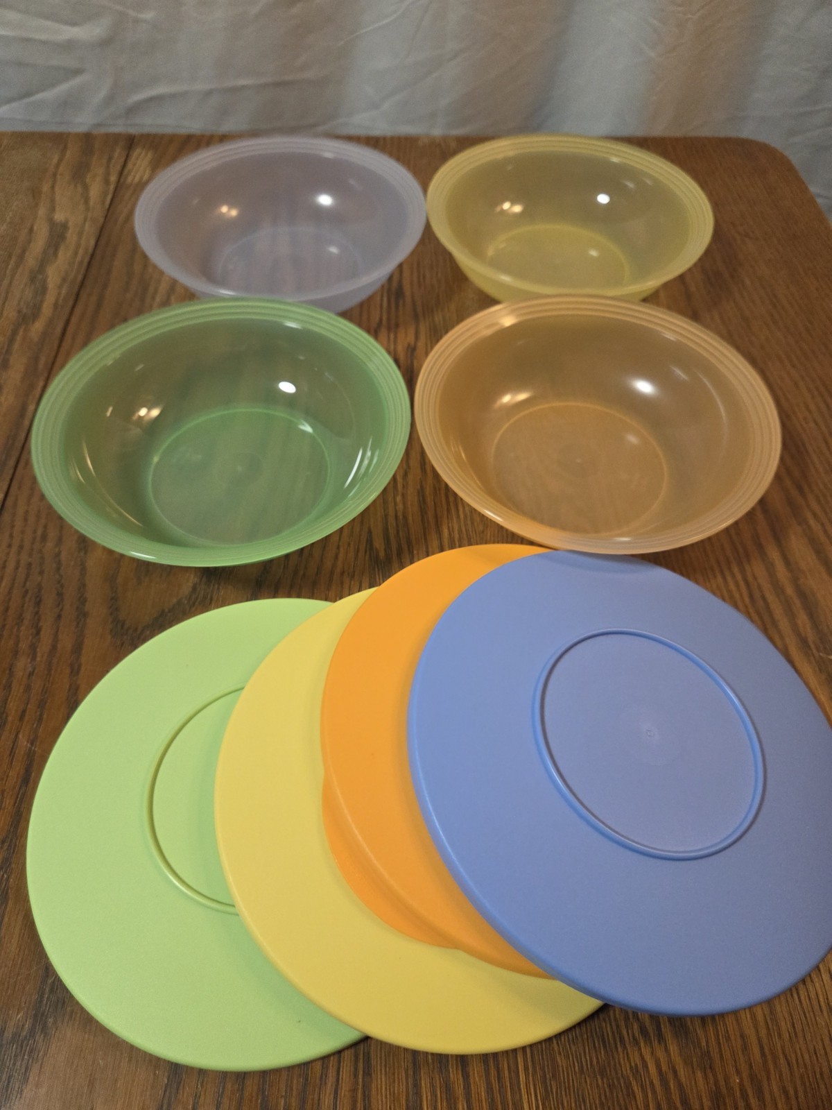 Set of 4 Impressions Tupperware Bowls 3470 3096 NEW NOS Set of 4 Impressions Tupperware Bowls 3470 3096 NEW NOS