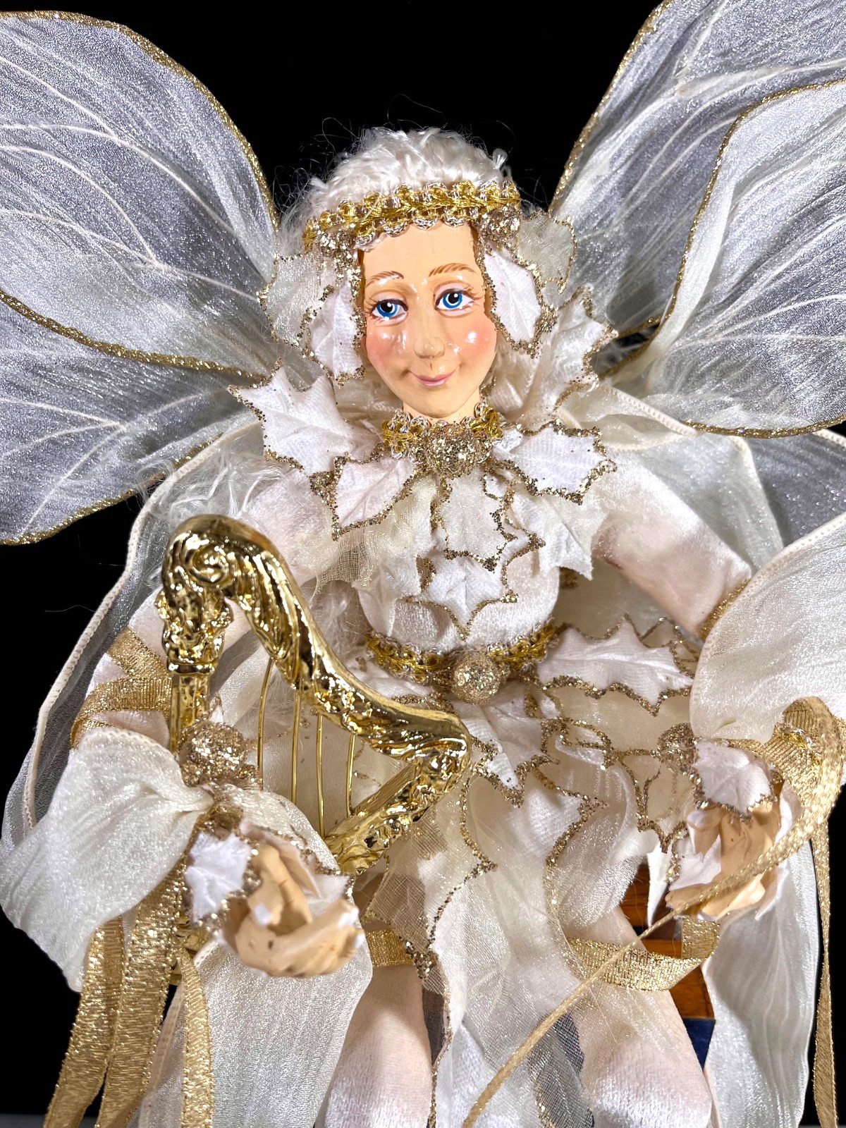 VTG Enchanted Fairy White Gold Mark Roberts Style Whimsical Sitter Hanging 17” T VTG Enchanted Fairy White Gold Mark Roberts Style Whimsical Sitter Hanging 17” T