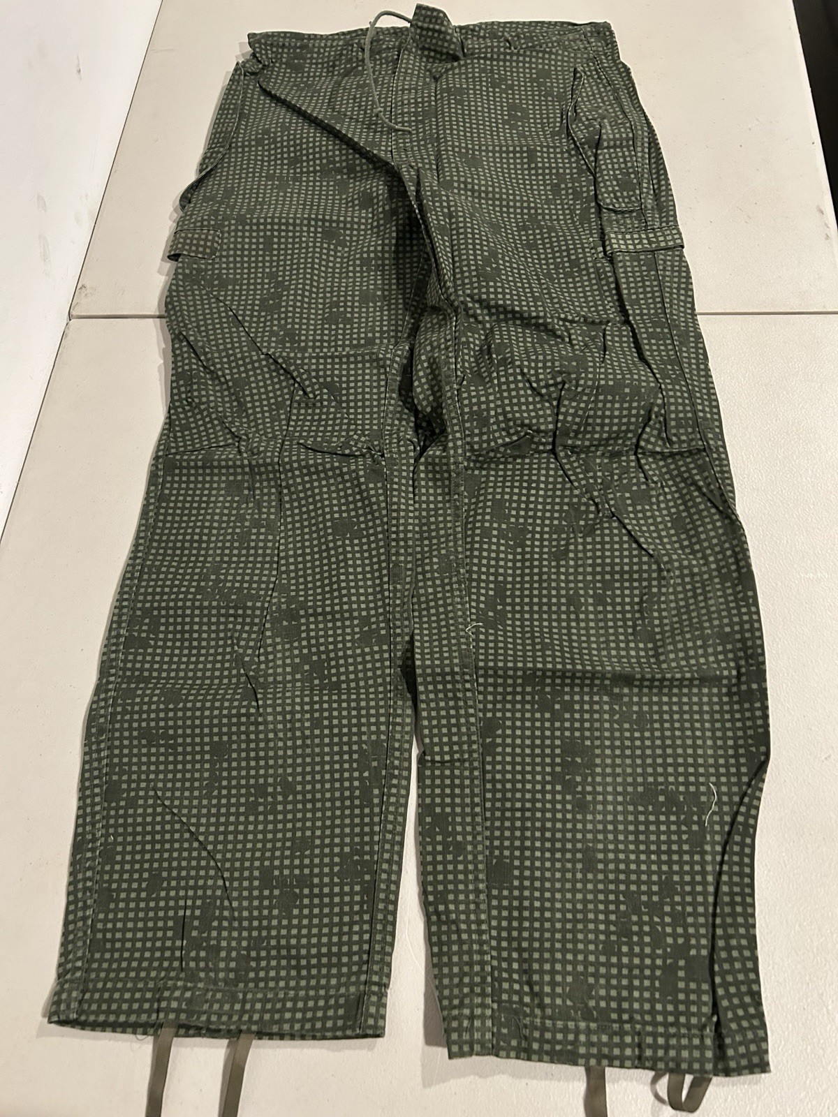 US Army Vintage Military Desert Night Camouflage Pants Trousers Men’s Small