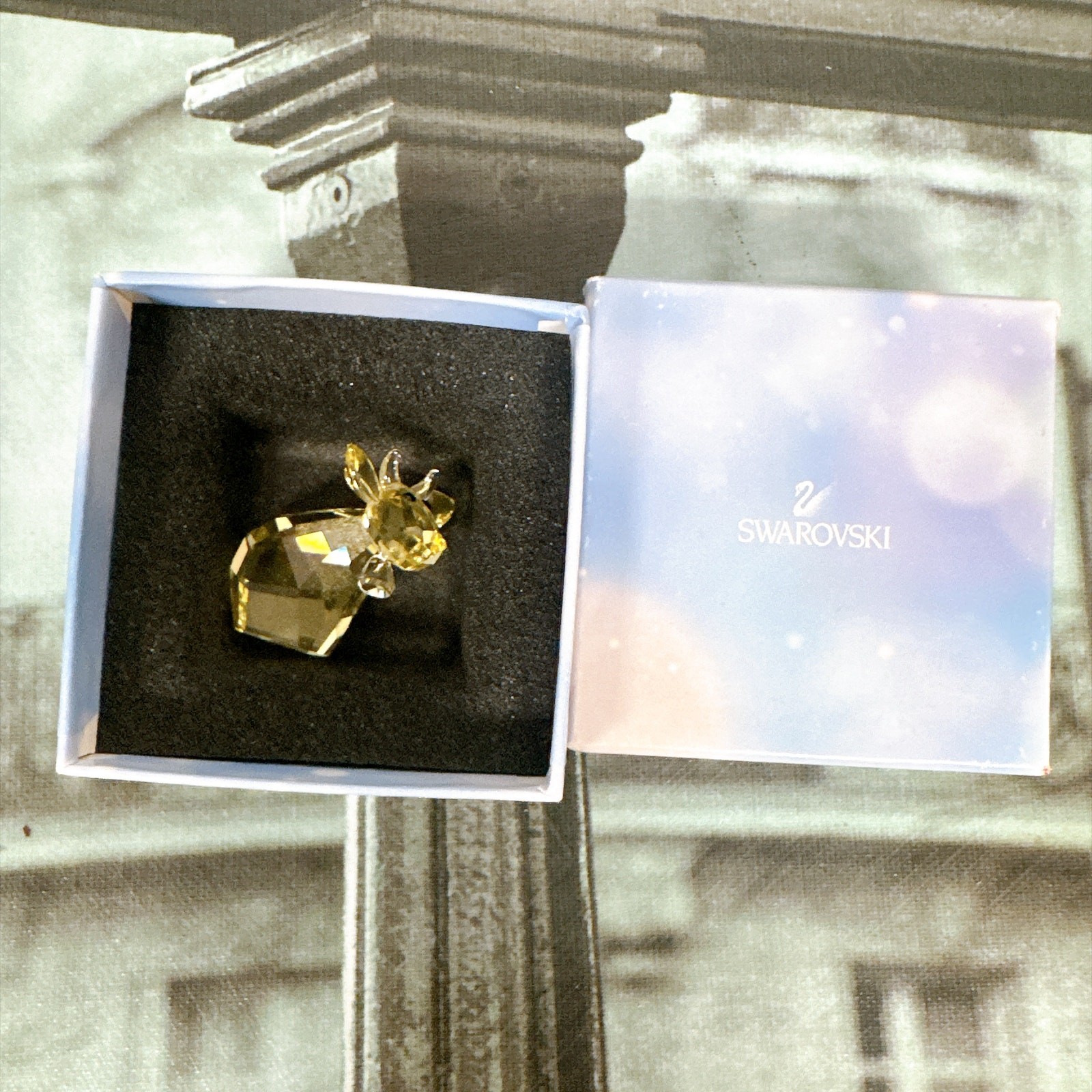 Swarovski 5125947 Lovlots Mini Mo Golden Shadow Cow Crystal Figurine Collectible