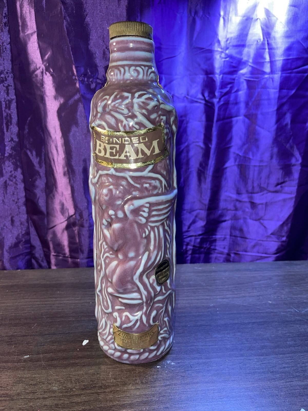 Jim Beam 1968 Bonded Beam Regal China Ceramic Decanter Bottle Gold Cap empty