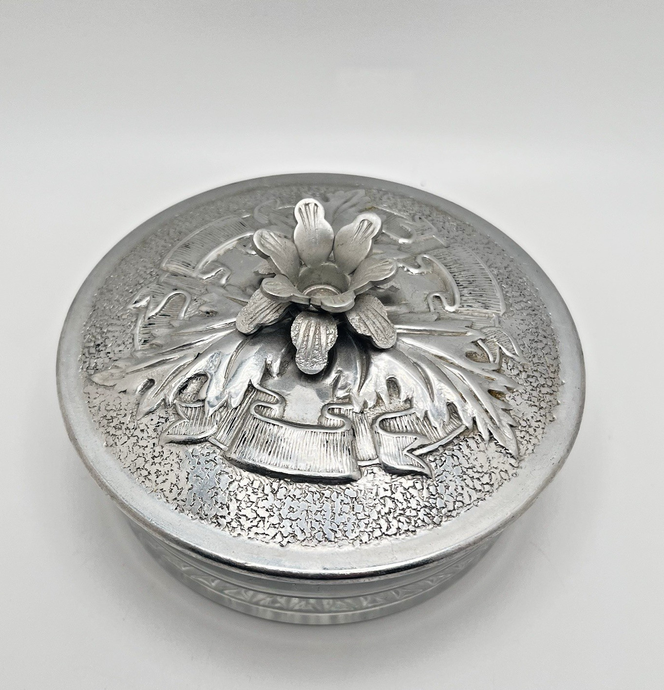Vtg Rodney Kent Hammered Aluminium Lid Round Glass Candy Dish Trinket Dresser