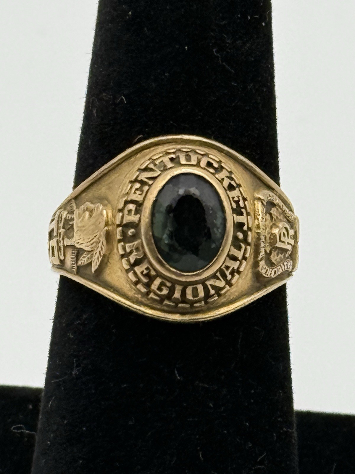 Vint 1967 Diegas & Clust 10K Gold Pentucket Regional Sachem Indian Class Ring 7 Vint 1967 Diegas & Clust 10K Gold Pentucket Regional Sachem Indian Class Ring 7