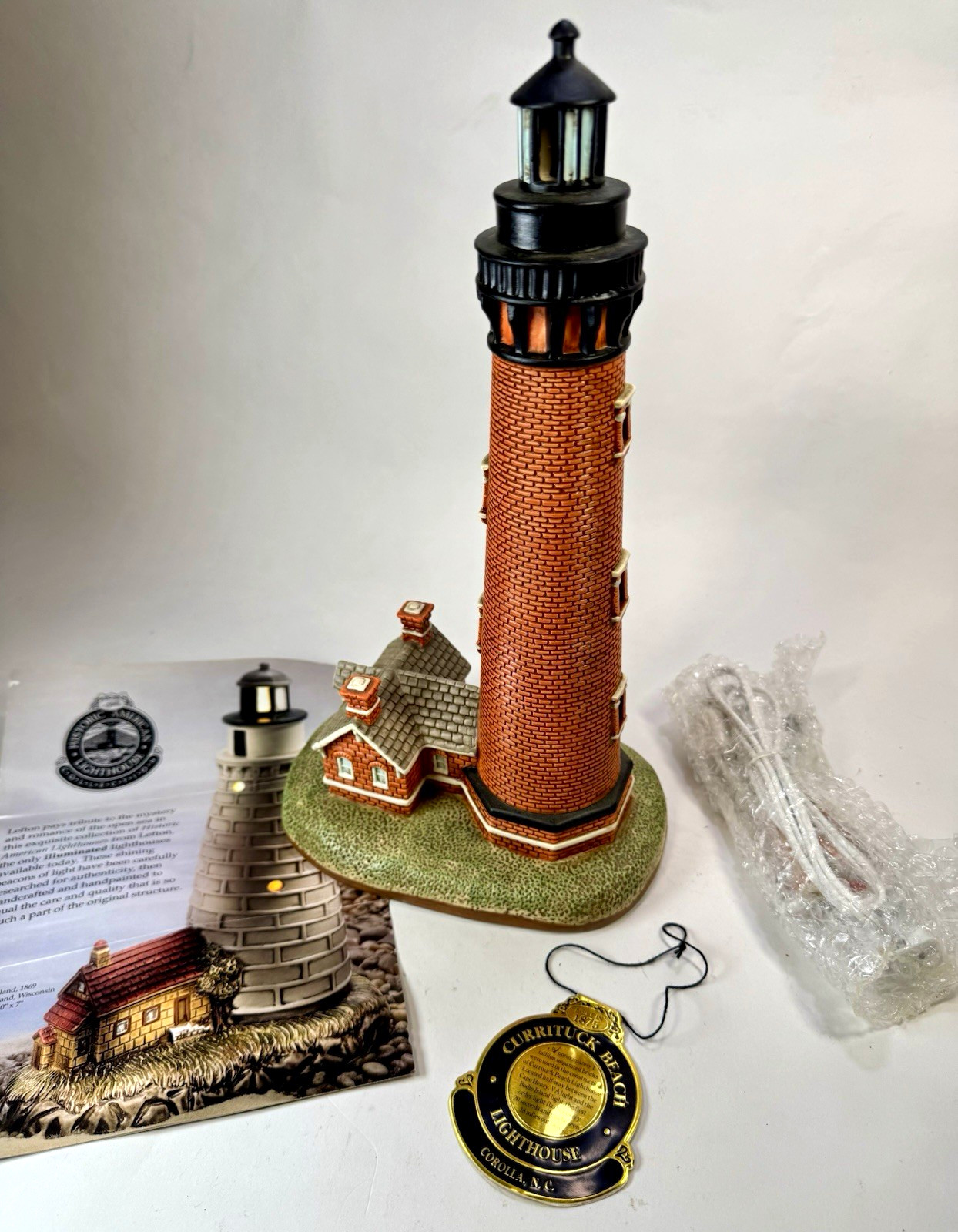 Lefton Currituck Beach NC Lighthouse Figurine 1996 Lighted Electric Boxed