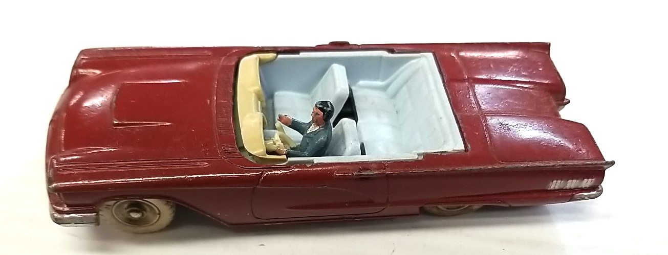 French Dinky Toy 555 Ford Thunderbird red /white interior Original ( box 259)