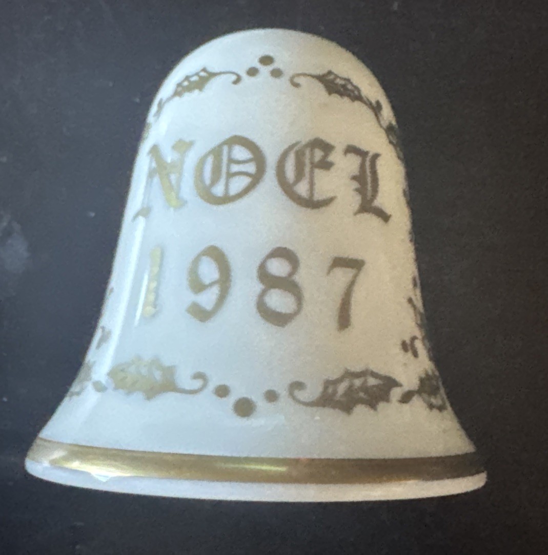 Gorham Fine China Courier And Ives Christmas Bell 1987