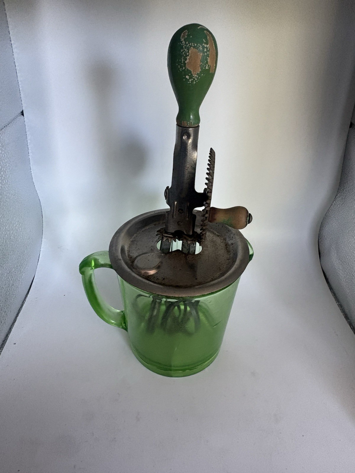Vintage A&J Uranium Glass Egg Beater w/ Hazel Atlas Cup Pat 1923 Cracked