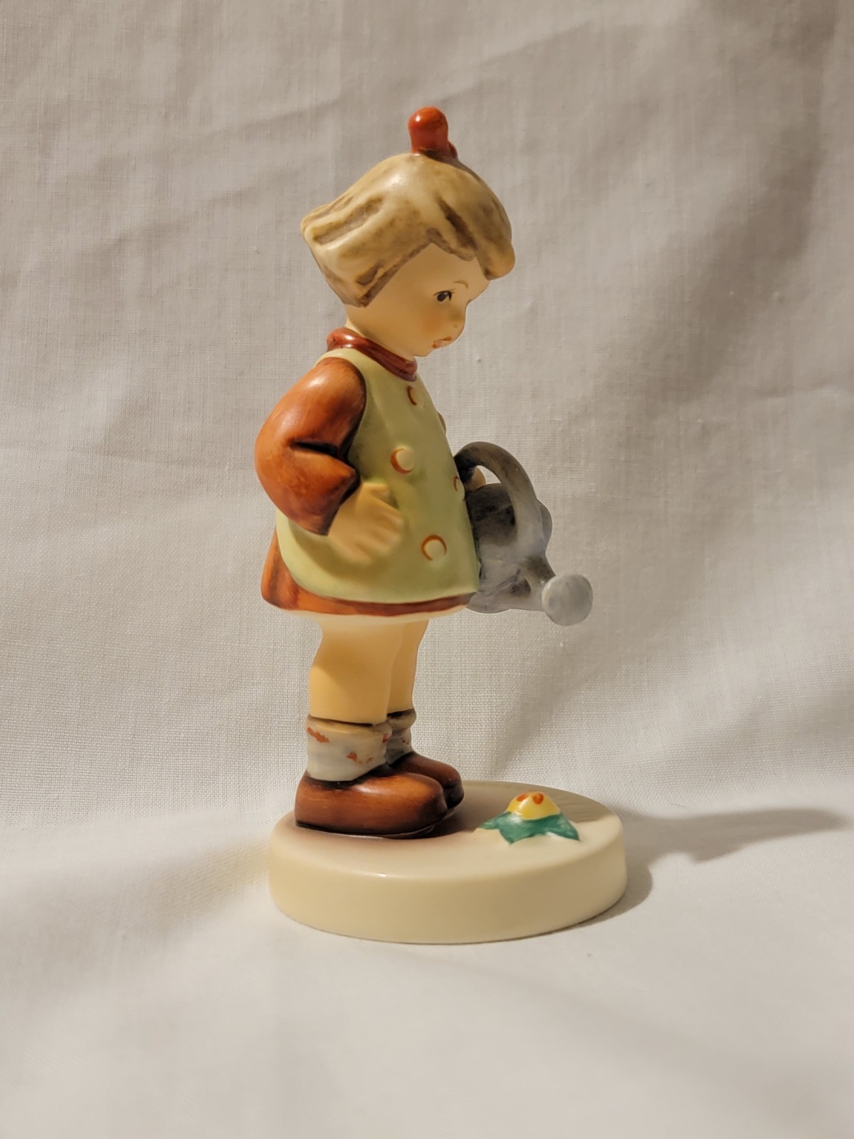Goebel M.I. Hummel 74 “Little Gardener” – TMK-8 – Final Issue 2006 – Signed