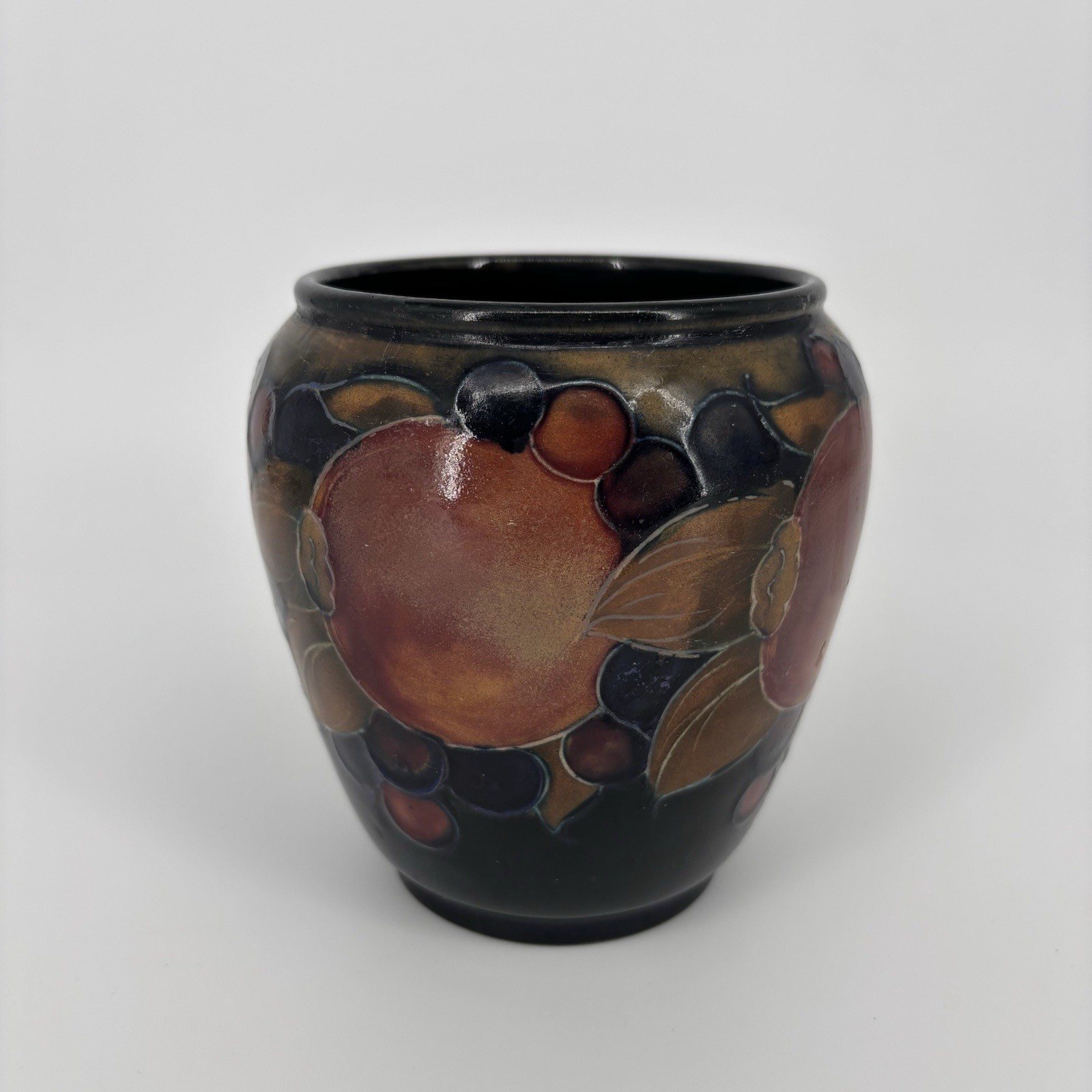 Moorcroft Pomegranate & Berry Pattern Vase Signed 1940\'s Stamped Made in England
