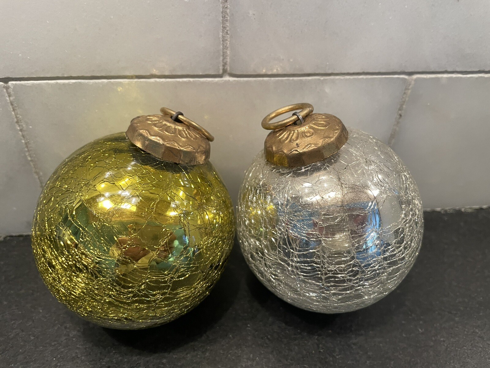 Set Of 2 Heavy Silver & Gold Crackle Glass Kugel Christmas Ornaments 3” Brass Set Of 2 Heavy Silver & Gold Crackle Glass Kugel Christmas Ornaments 3” Brass