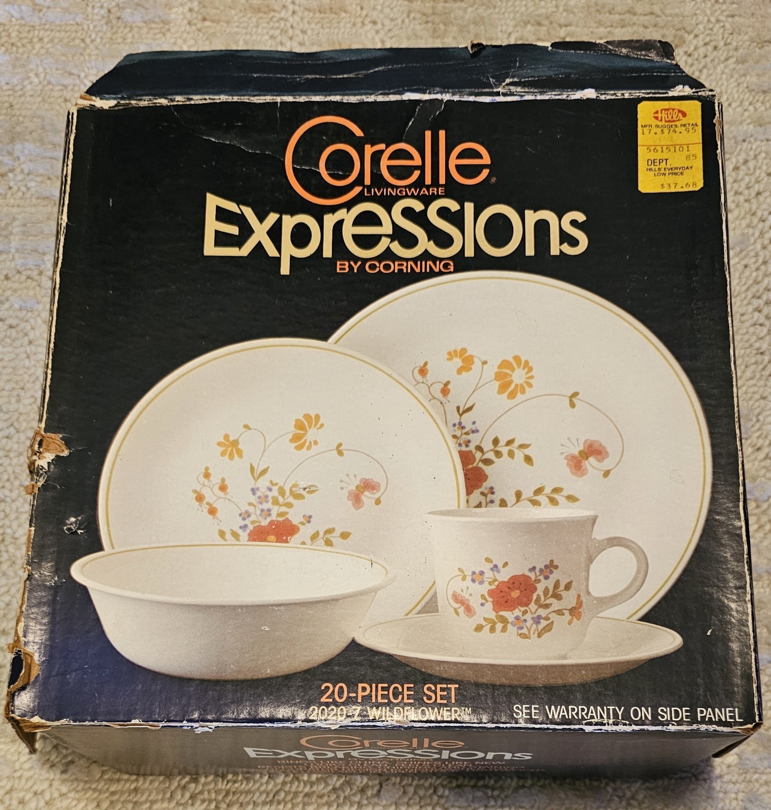 NEW In Factory Box Corelle Expressions By Corning 20 Piece Wildflower box opened