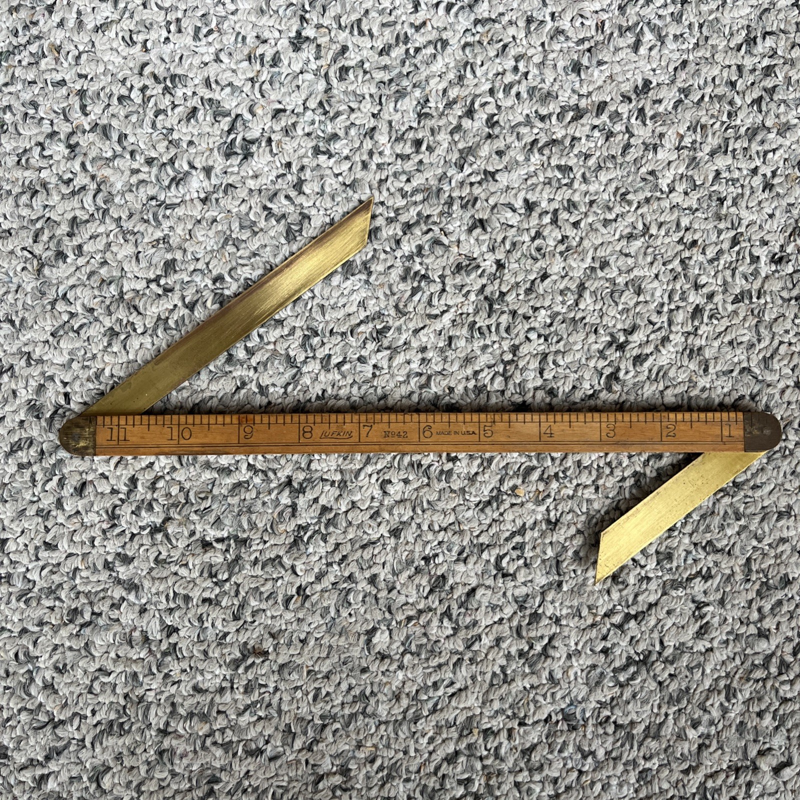 Vintage Lufkin No. 42 Boxwood & Brass Ship Carpenter\'s Rule - Double Bevels