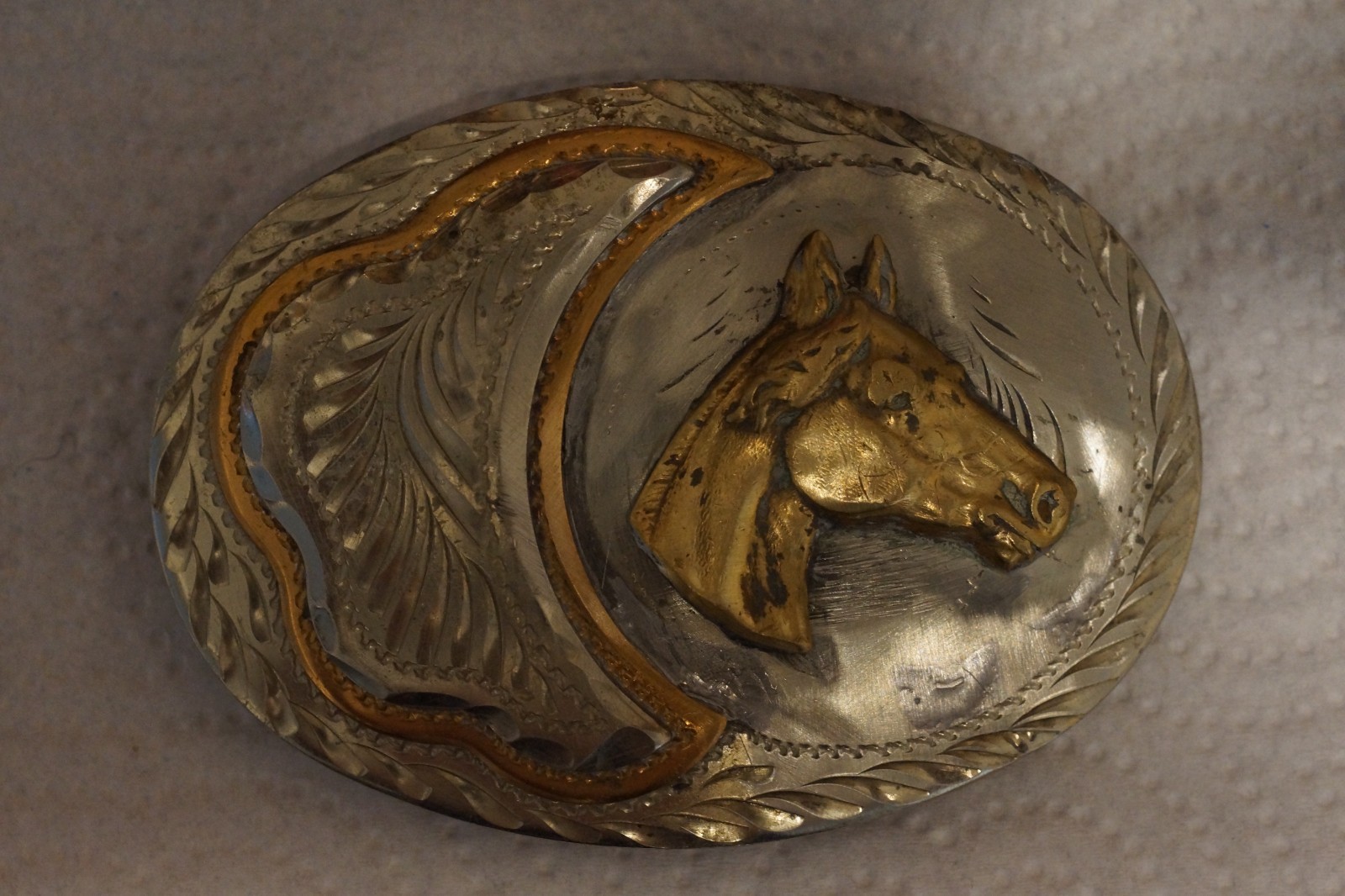 Vintage Wil aren Belt Buckle 3 layer W/ Horse Head (GOOD CONDITION)