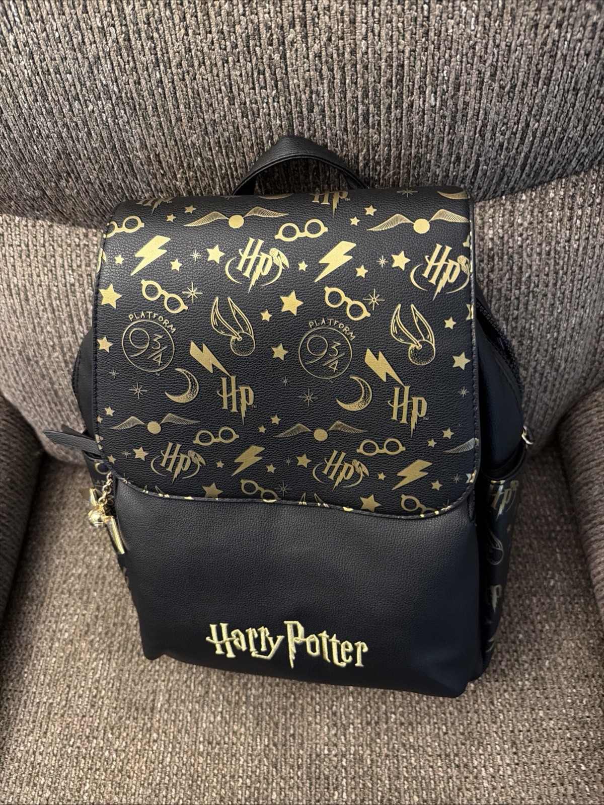 NEW Primark x Harry Potter Black and Gold Backpack NEW Primark x Harry Potter Black and Gold Backpack