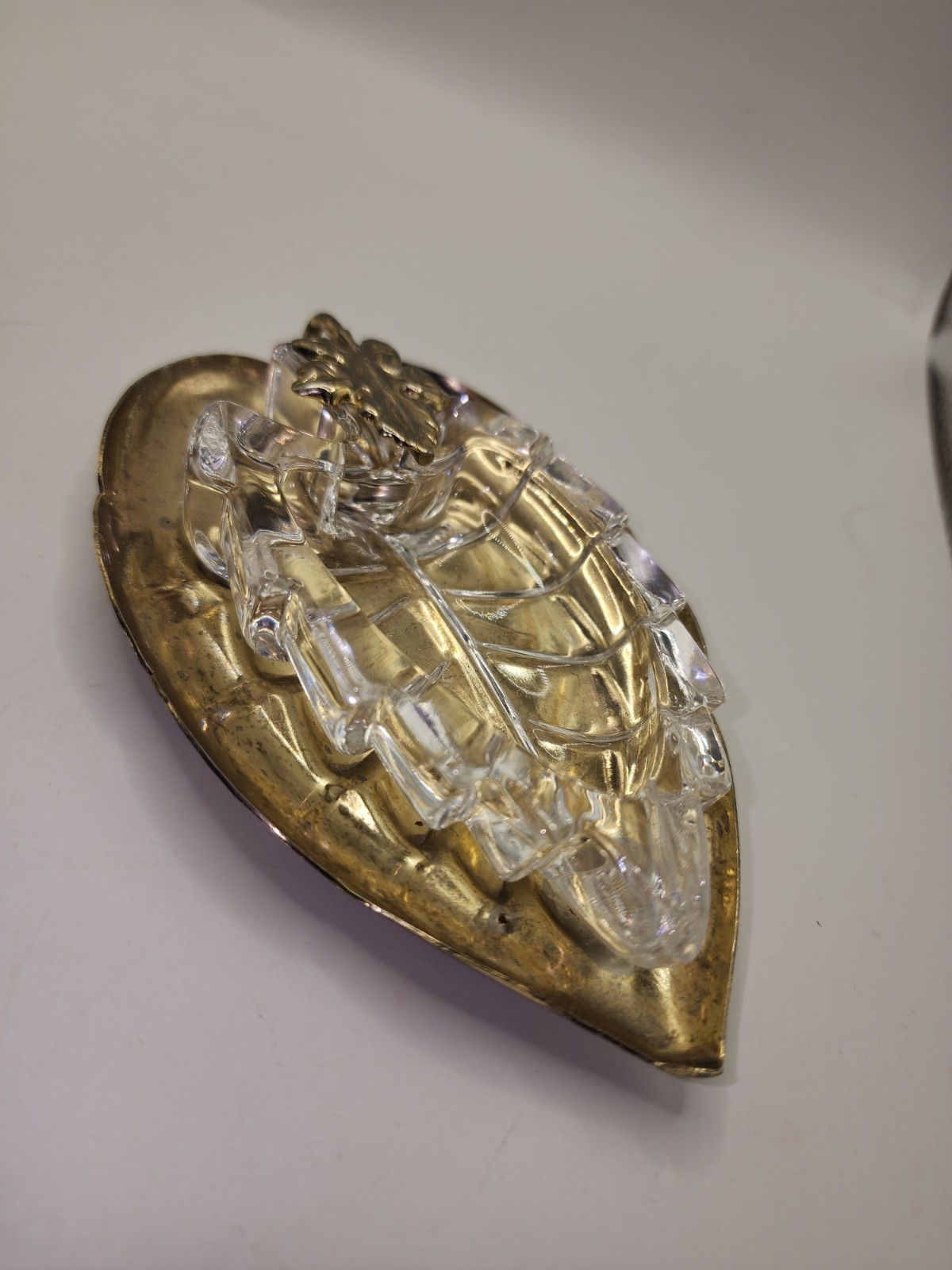 Lead Crystal Glass Leaf Trinket Dish Goldtone Metal Leaf Tray