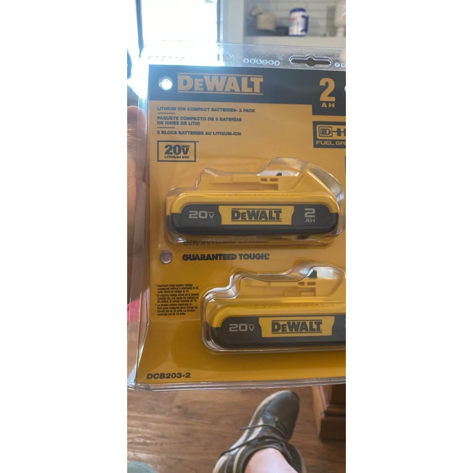 DEWALT 2 pack 20V MAX Battery pack new in package