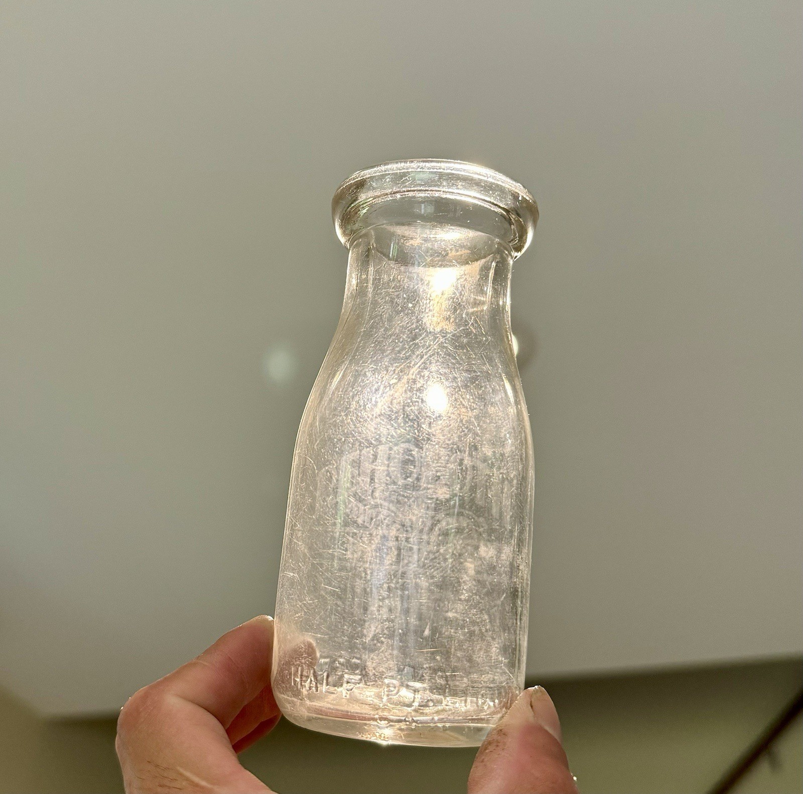 Rehoboth Dairy By The Sea 1/2 Pt Milk Bottle Rehoboth Beach DE Delaware Faded