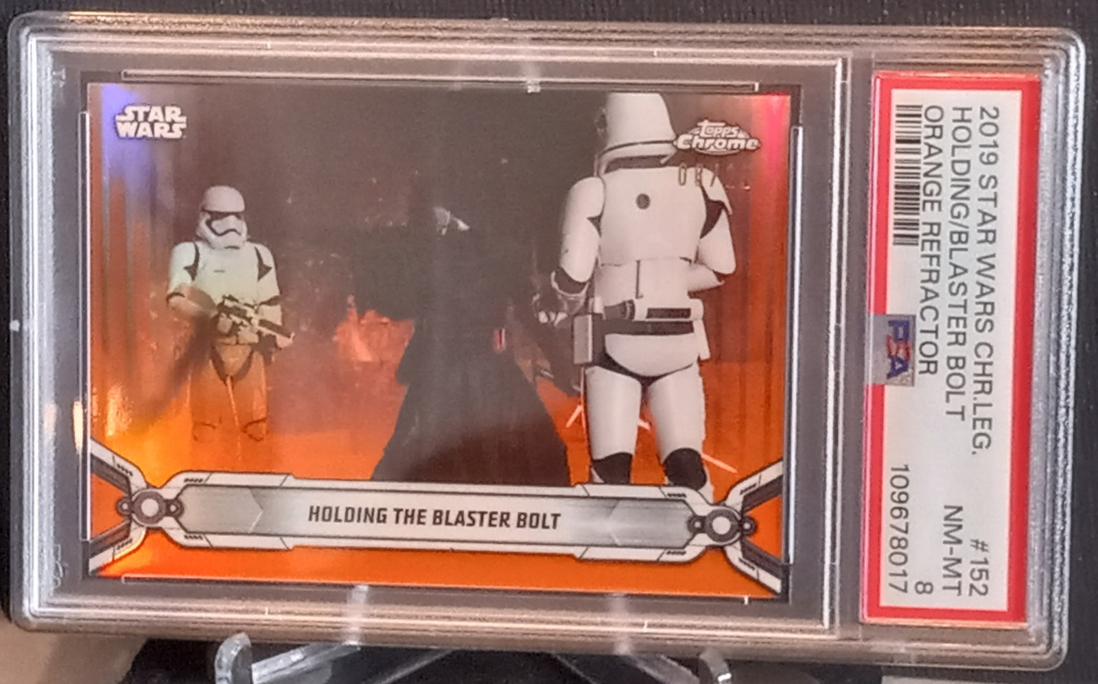 2019 Topps Chrome Star Wars Leg Holding the Blaster ORANGE REFRACTOR 08/25 PSA 8