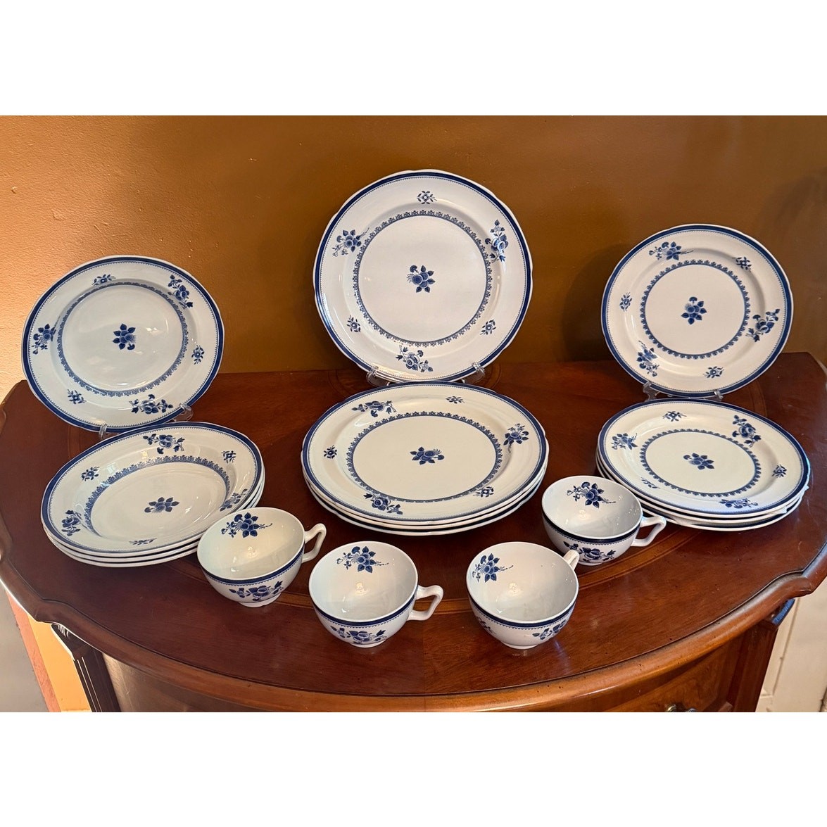 Vintage Copeland Spode Gloucester Blue Dinnerware Set 16 Piece Service for 4