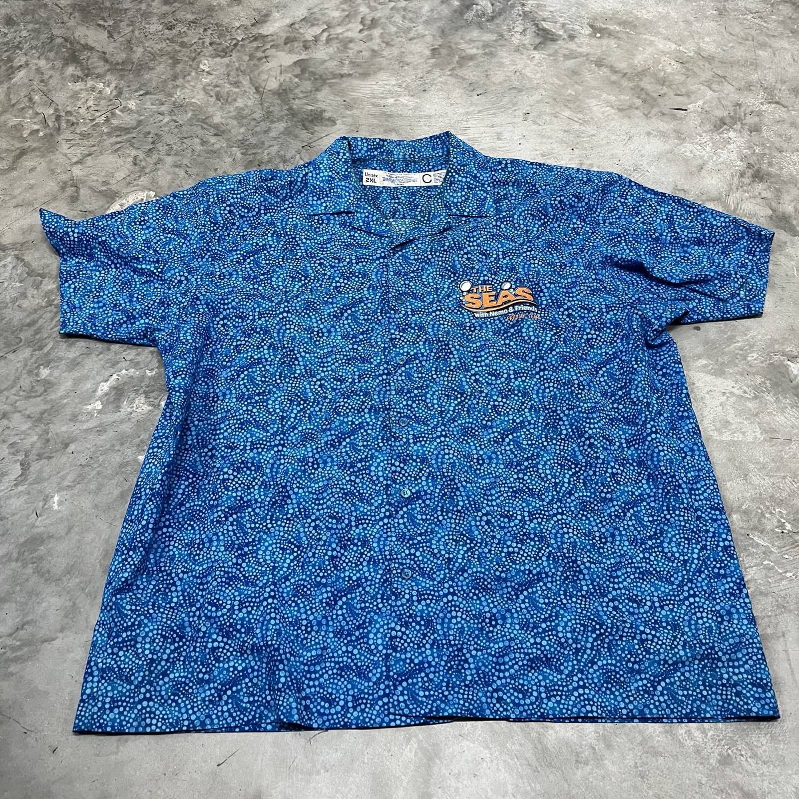 Disney EPCOT The Seas with Nemo & Friends Cast Member Project Team Shirt 2XL