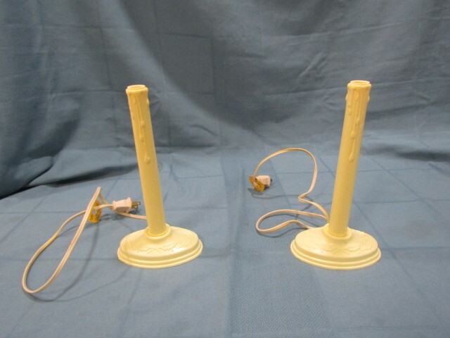 Vtg Christmas Window Electric Plastic Wax Drip Candle Stick Light Set of 2 K