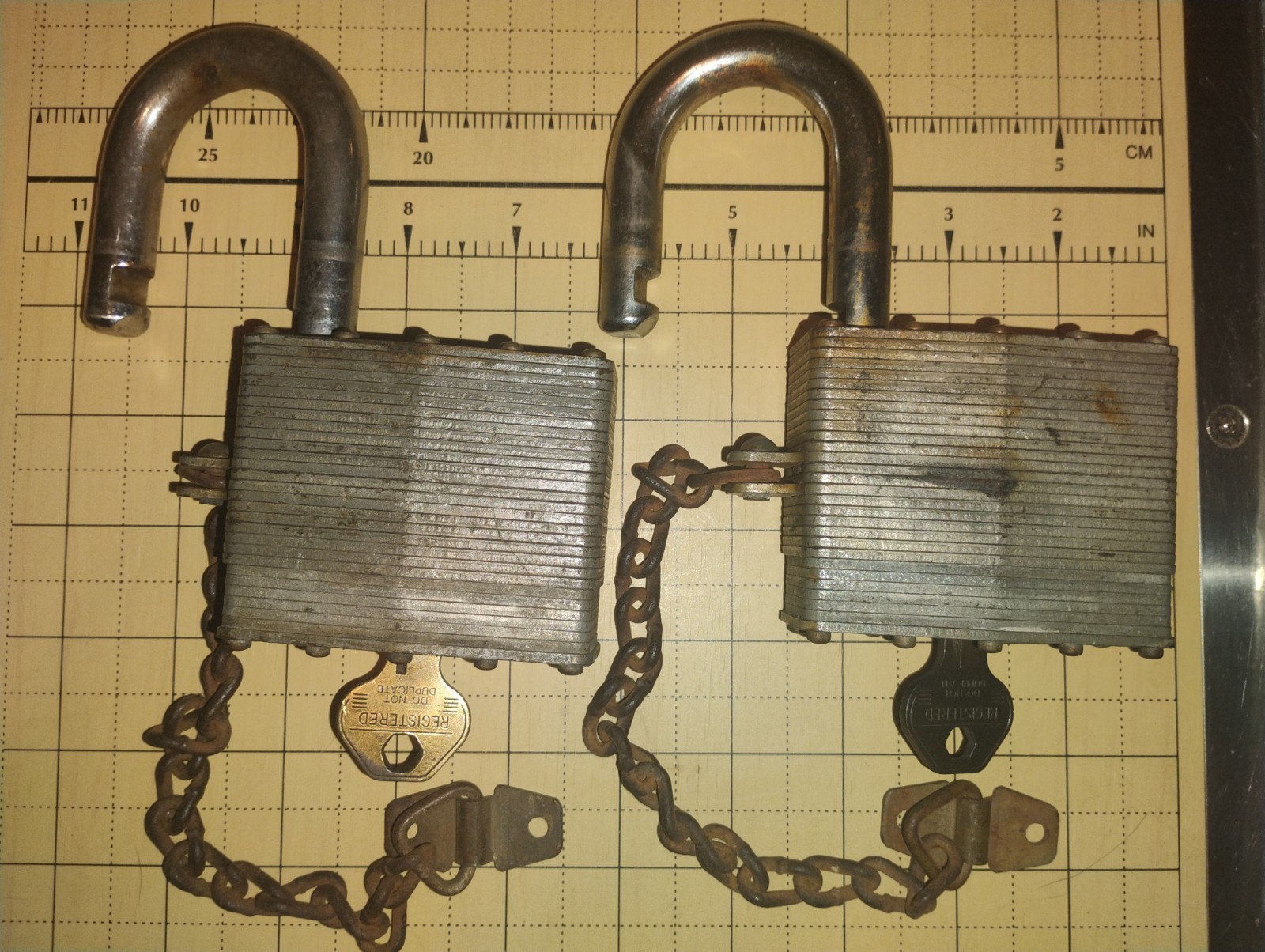 Master Lock  No. 19 Padlocks 2 Keys w/ 2 Locks Keyed The Same Please Read Descri