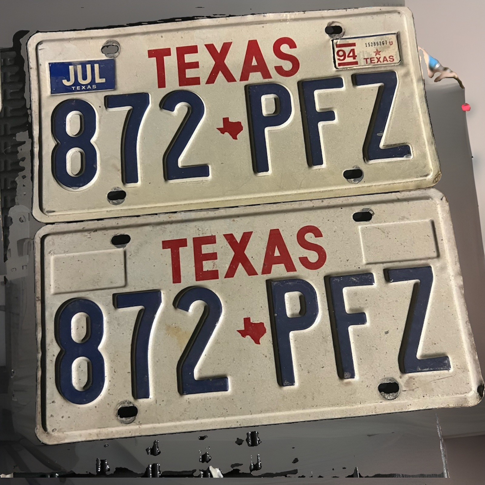 VTG Texas License Plates Pair  Plate # 872 PFZ 1994 Texas Flag Garage Bar Decor