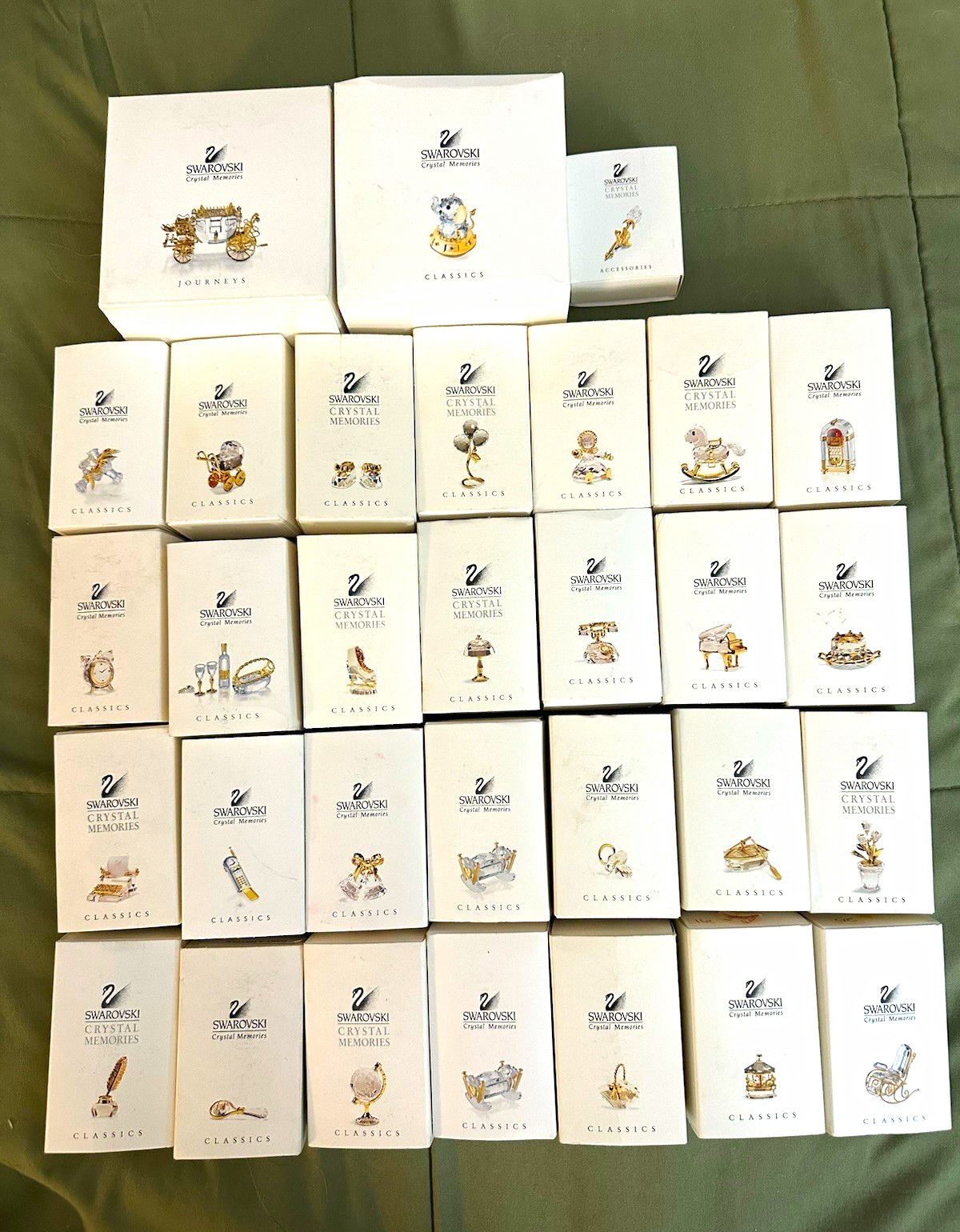 52 rare pieces *Swarovski Crystals * great collection all in original boxes