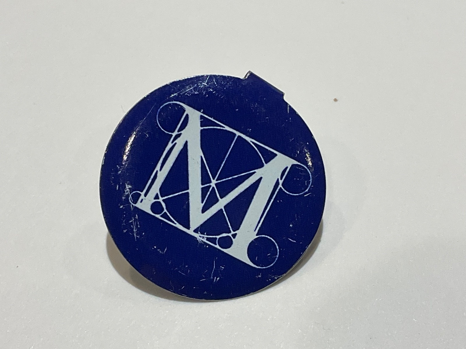 VTG Metropolitan Museum of Art Admission Button - Iconic Blue 