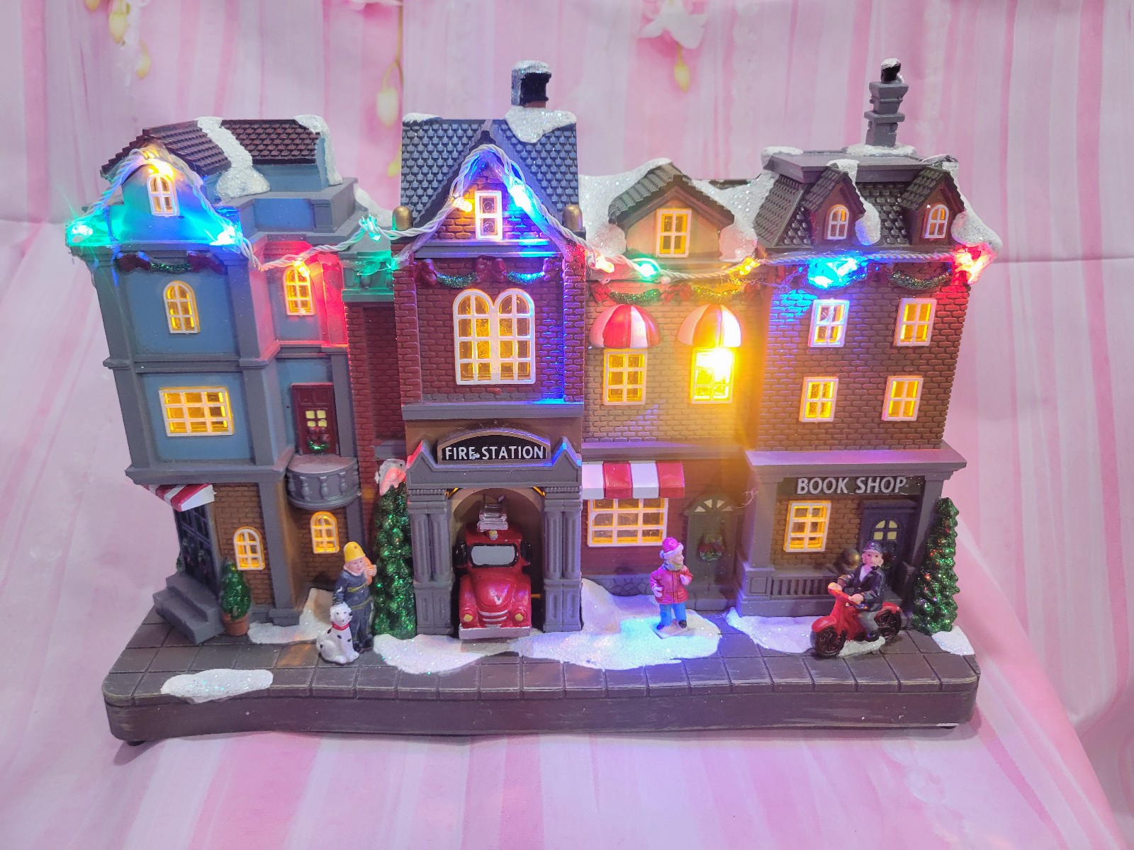Moments in Time Nature\'s Mark Hotel Christmas Village Town LED Lights and Music Moments in Time Nature\'s Mark Hotel Christmas Village Town LED Lights and Music