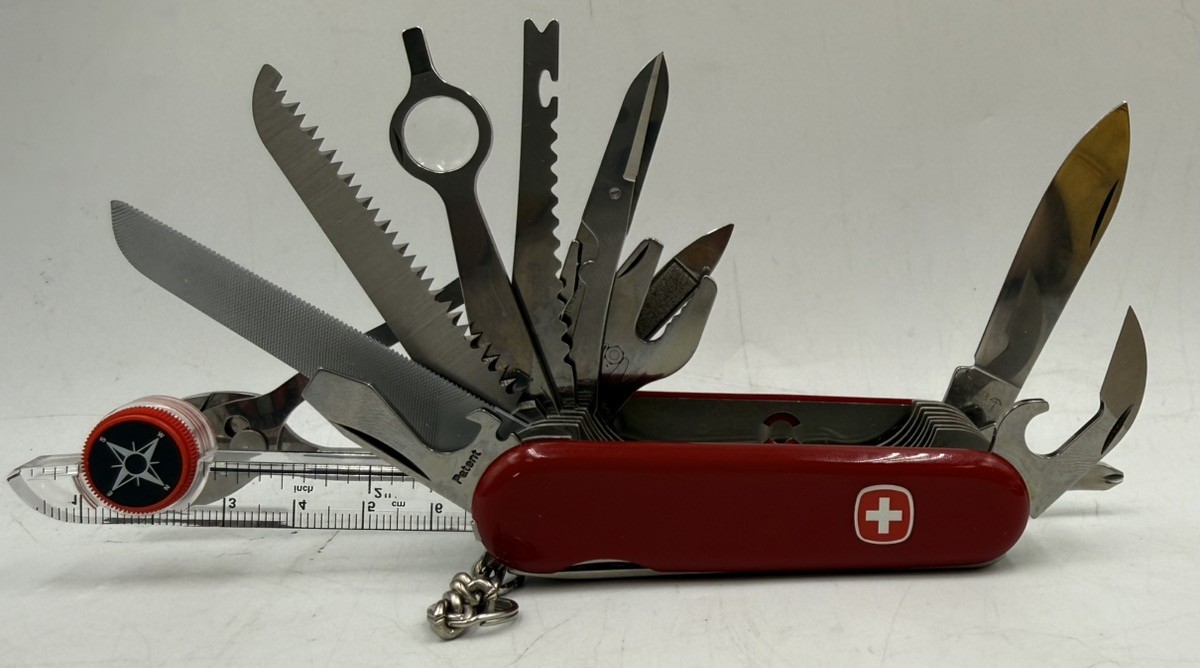 VINTAGE WENGER TOOL CHEST PLUS SWISS ARMY KNIFE COMPASS MULTI TOOL R (CP2023931)