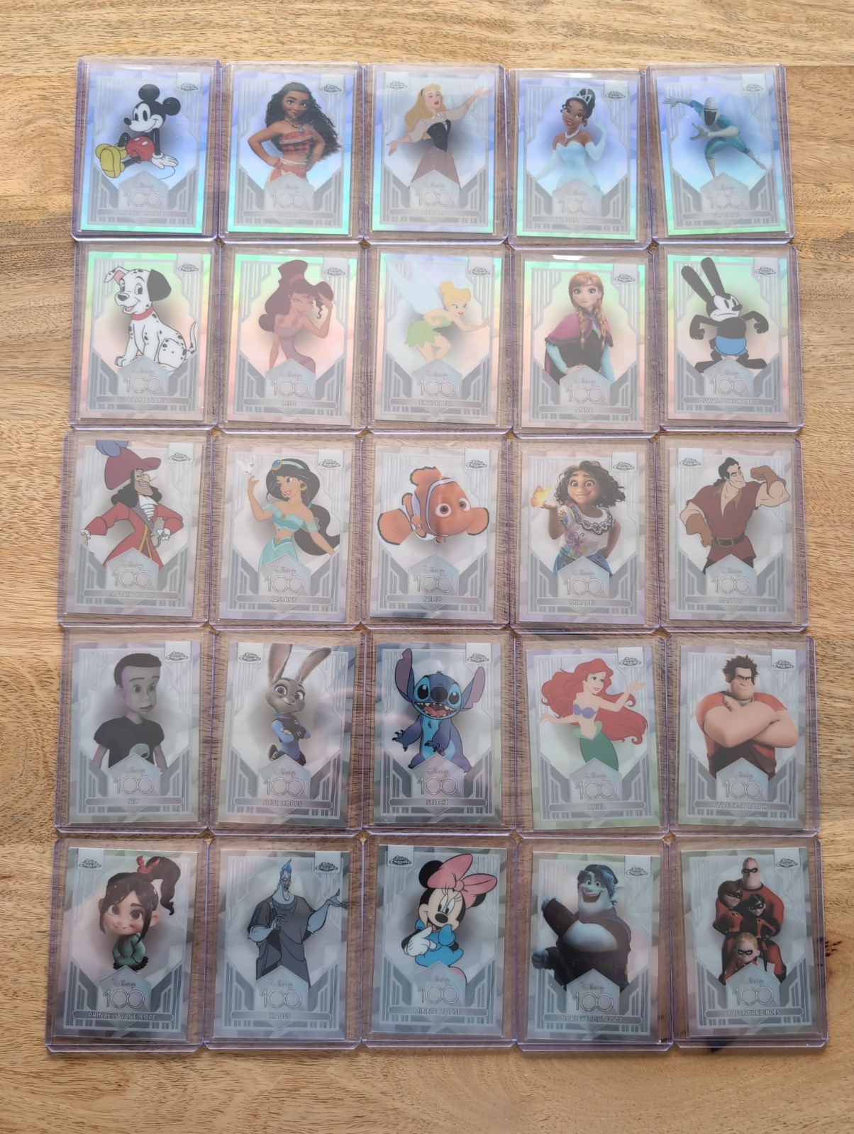 2023 Topps Chrome Disney 100 Full Refractor Complete Base Set READ 2023 Topps Chrome Disney 100 Full Refractor Complete Base Set READ