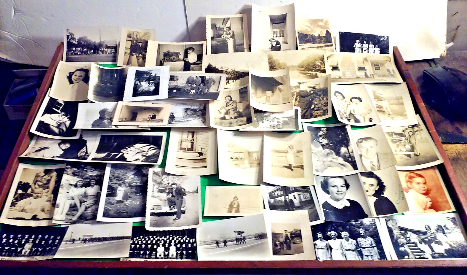 Lot 45+ Antique 1920's-50's Small Snapshot Original Real Photos B&W Photographs