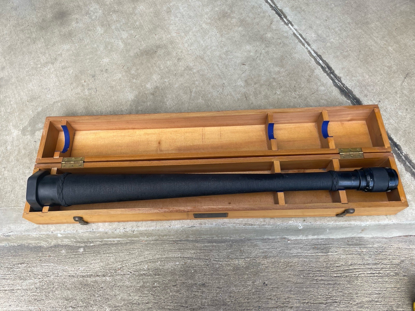 Antique U.S. NAVY 31” SPYGLASS, 1942, Quartermaster Mark II, 16 Power, BU Ships Antique U.S. NAVY 31” SPYGLASS, 1942, Quartermaster Mark II, 16 Power, BU Ships