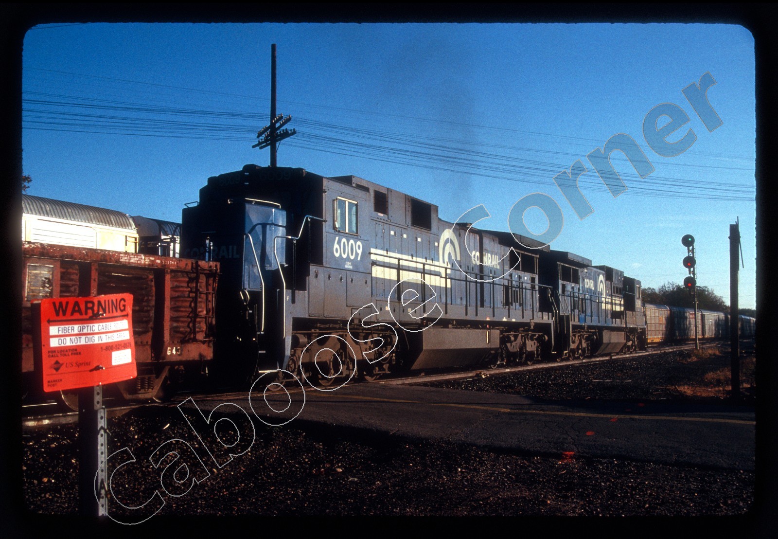 CR Conrail Railroad 6009-6008 McFadden Ave 10-22-89 35mm Slide (10770)