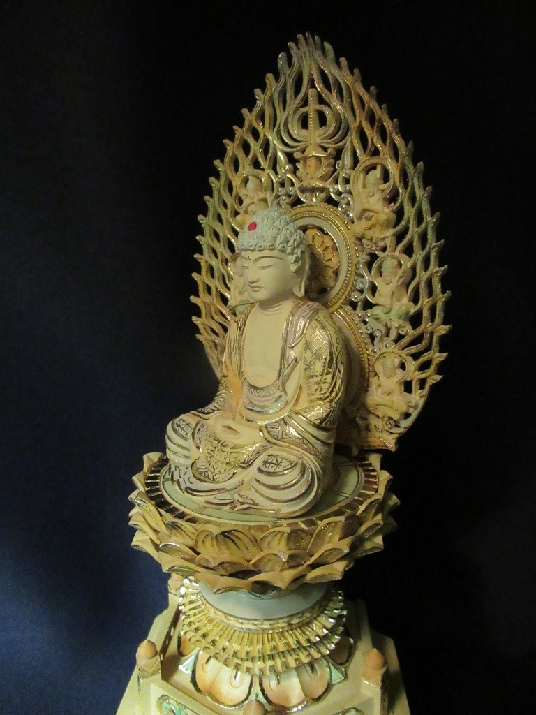 Japanese Shaka Buddha Statue Boxwood Platinum Leaf Kirikane Hiten Kohai 10.2