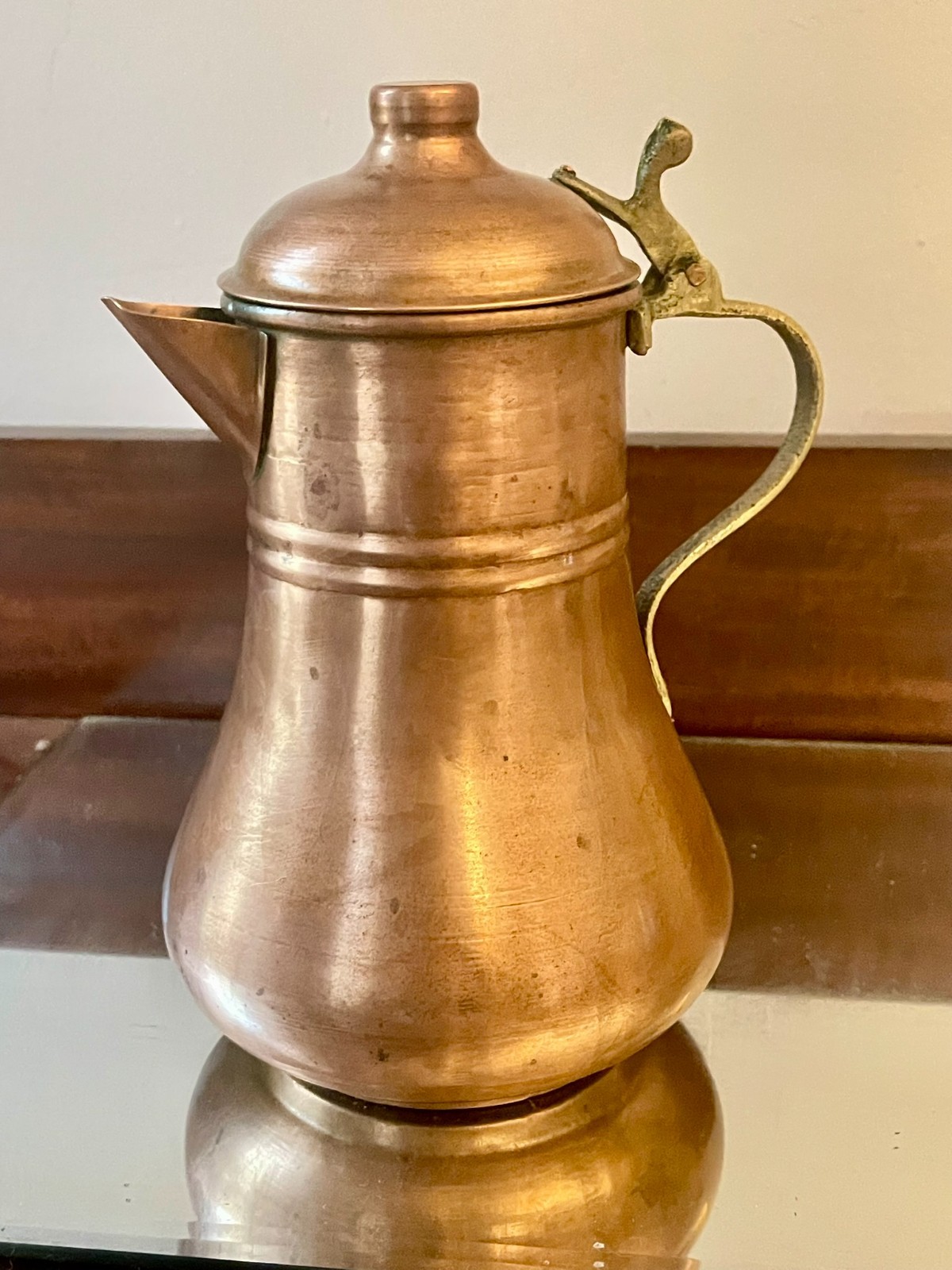 CHARMING Antique English Copper w/Brass Hinged Lid  and Accents 8\