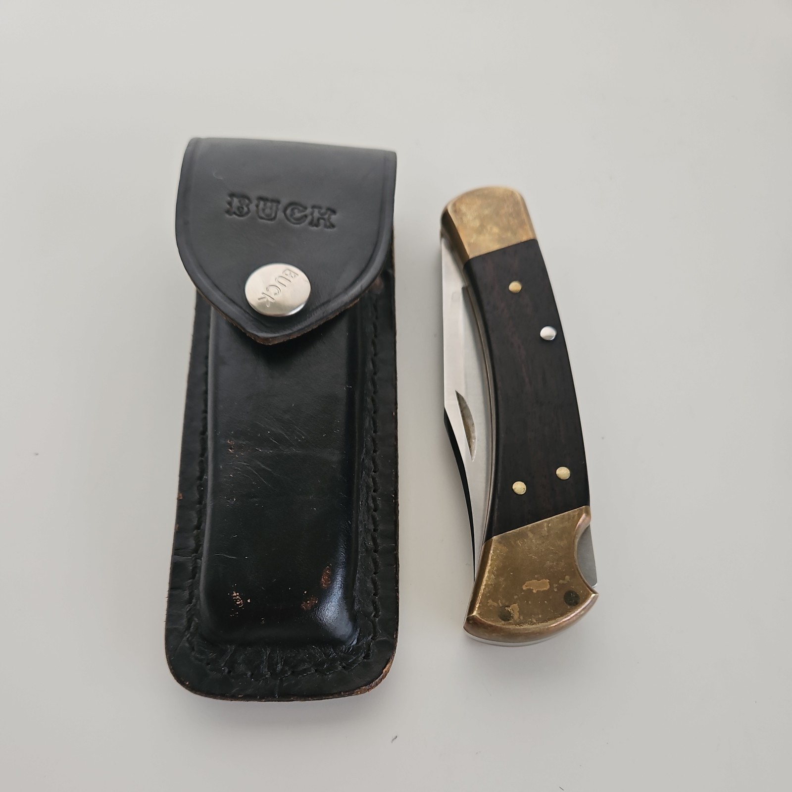 Vtg Buck 110 Pocket Knife Lockback Folding Hunter Leather Sheath USA Knives 