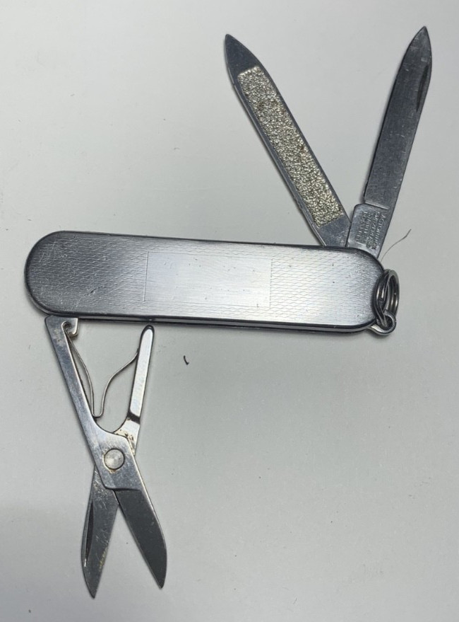 Victorinox Swiss Army Knife Classic SUPER THIN Silver Metal 58mm RARE