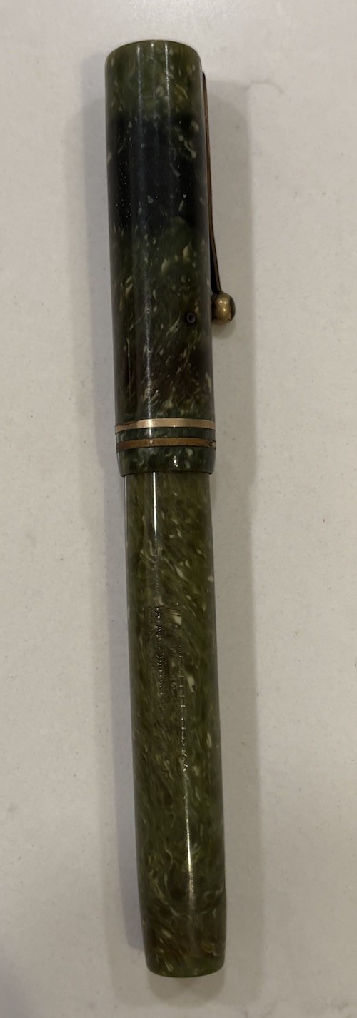 Sheaffer White Dot Flat Top Fountain Pen-jade green-stiff Vintage