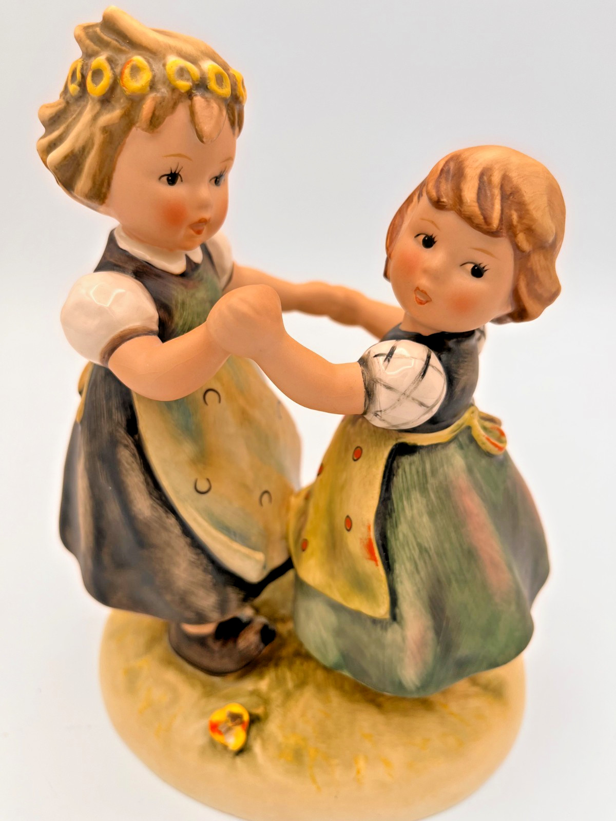 Vintage Goebel Hummel 353/1 Two Girls Dancing W Germany Porcelain Figurine