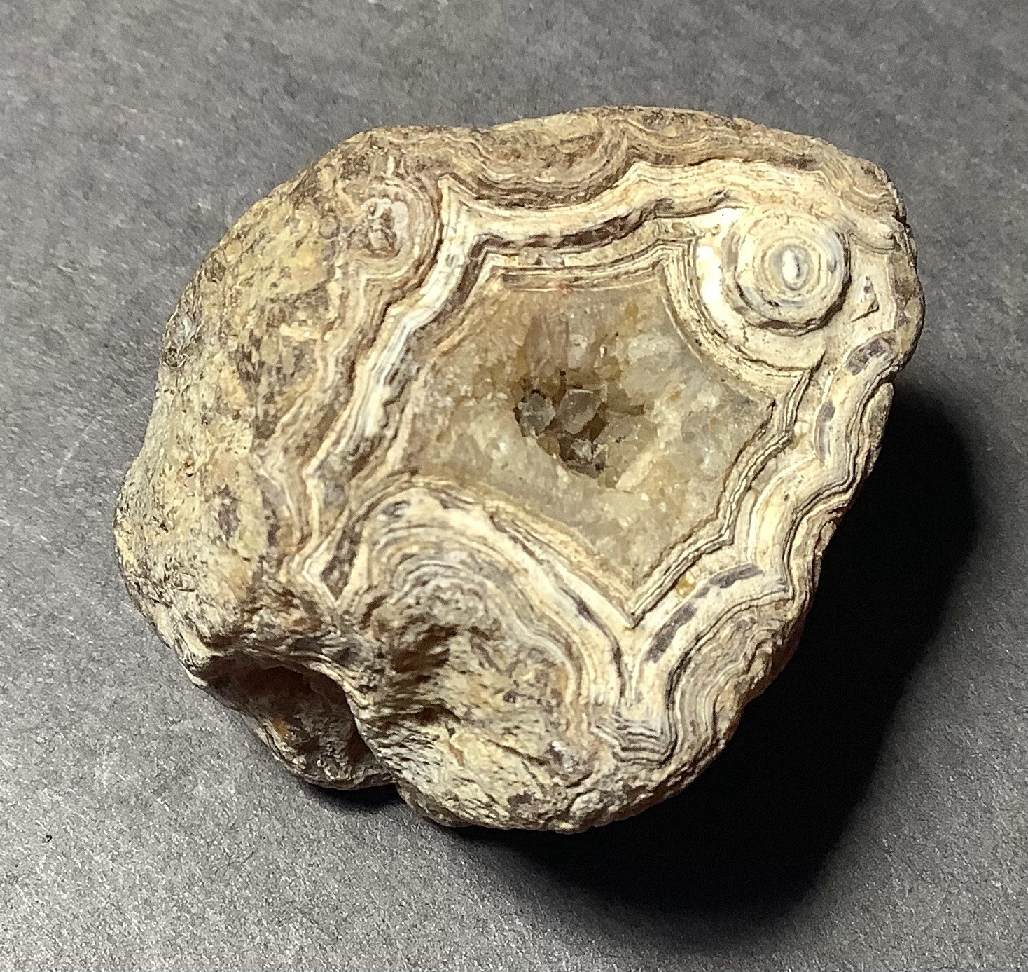 Sumatra Rough Heavy Banding Agate, 100% All Natural 45x45x40mm, 5.1oz #400
