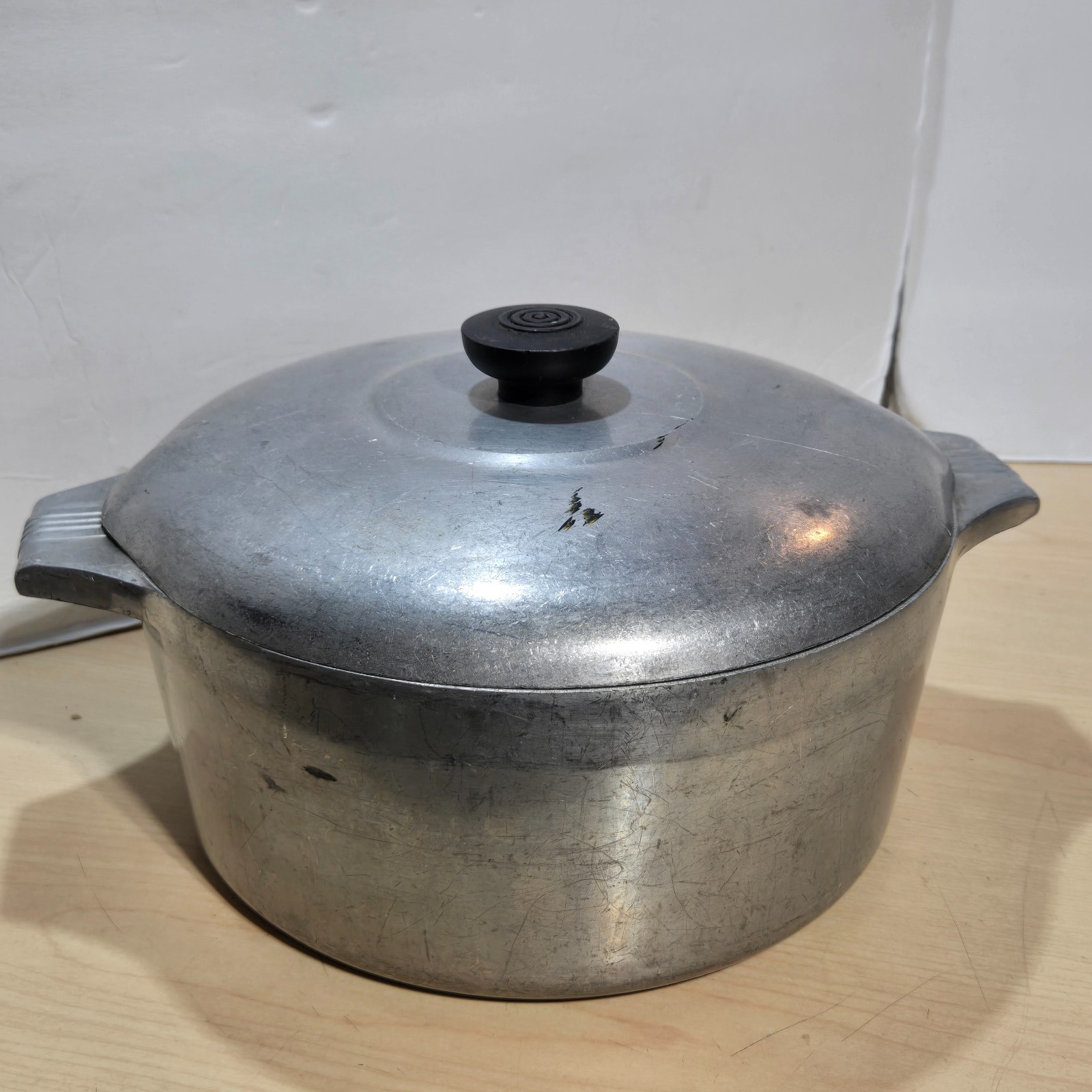 Vintage Wagner Ware Sidney O Magnalite 4248-P  5 Quart Dutch Oven