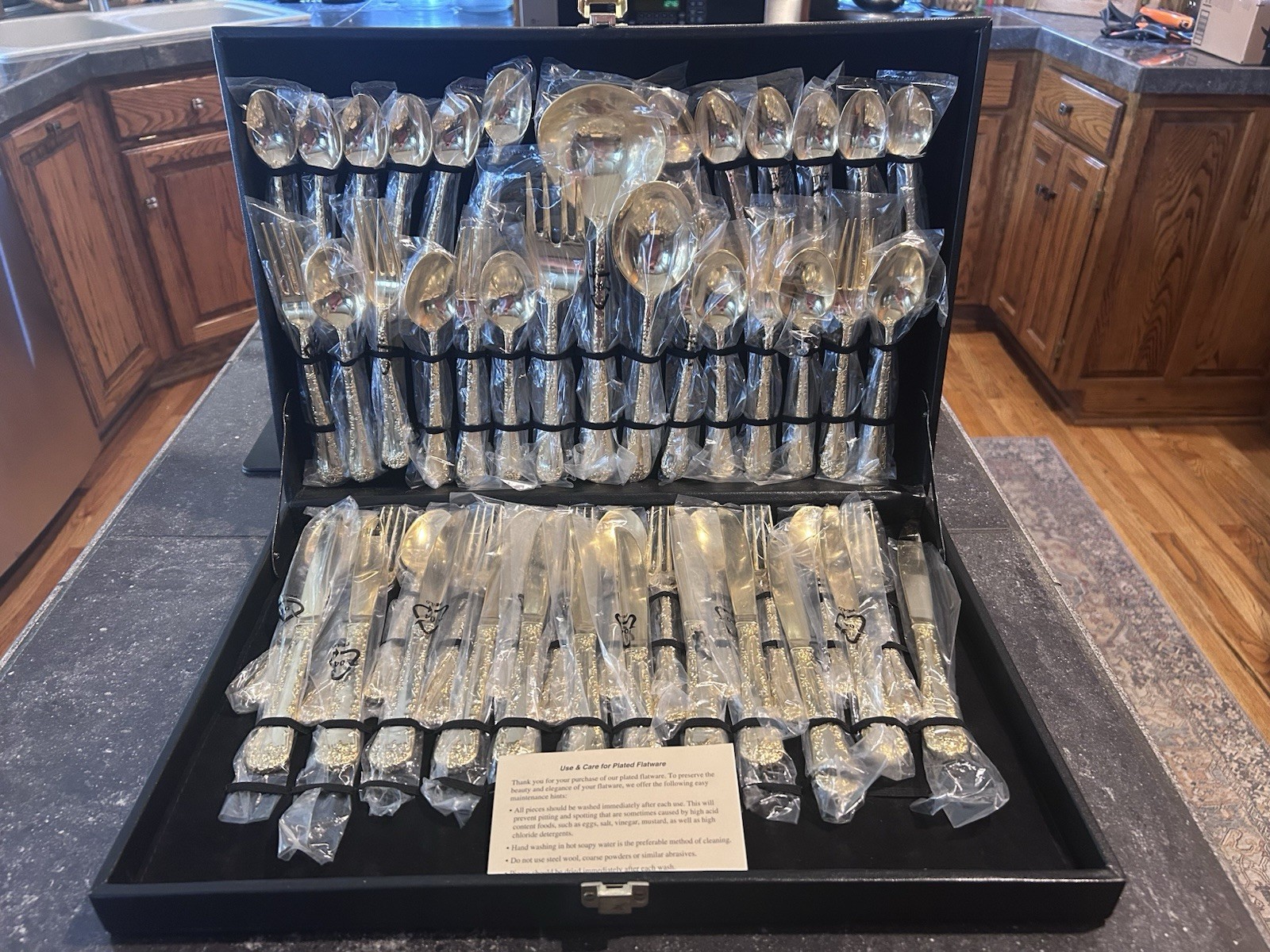 Wm Rogers & Son New Never Used Gold-Plated 51 Pc Flatware Set Service For 12.